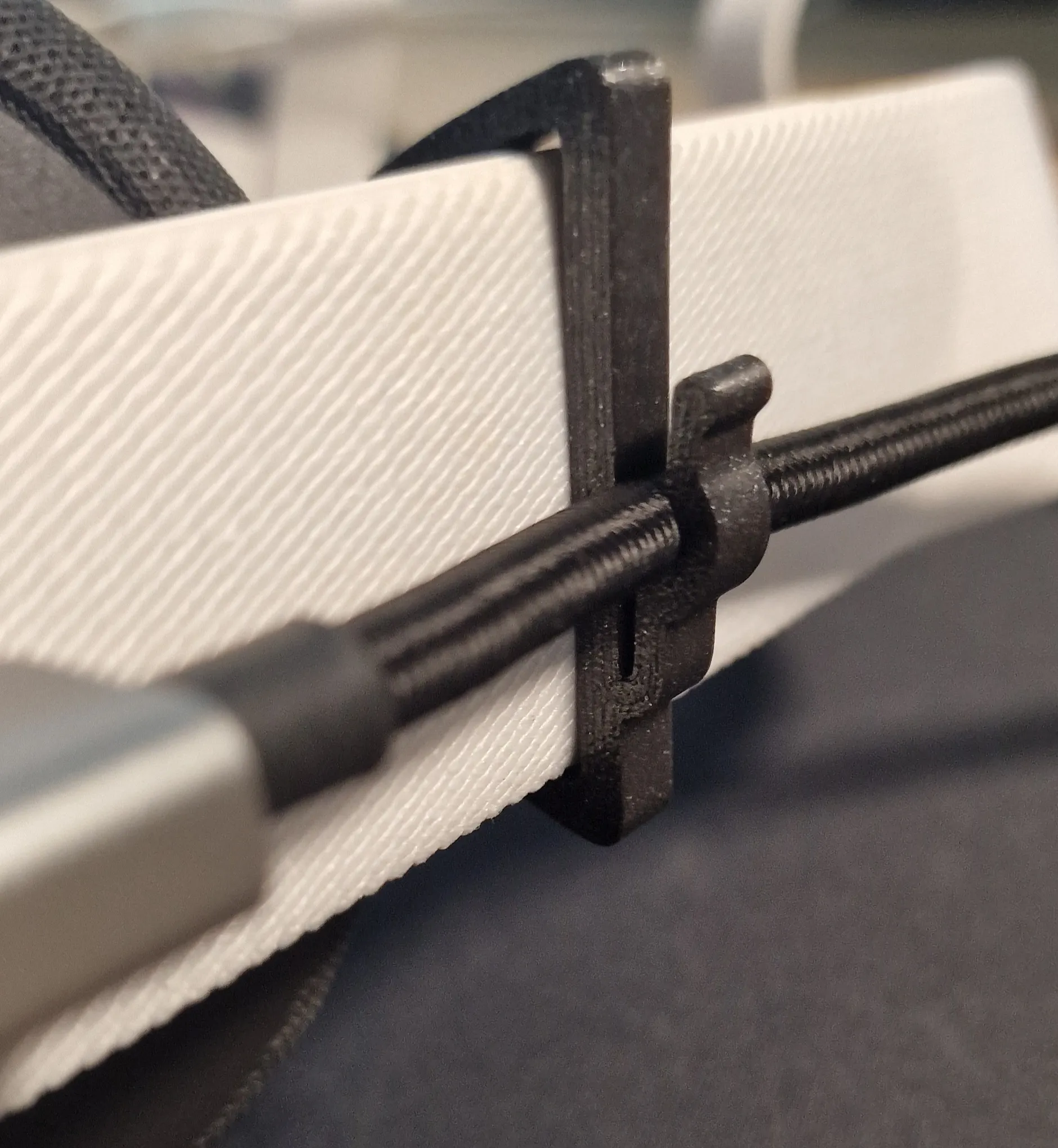 Giá đỡ cáp USB-C cho Meta Quest 3