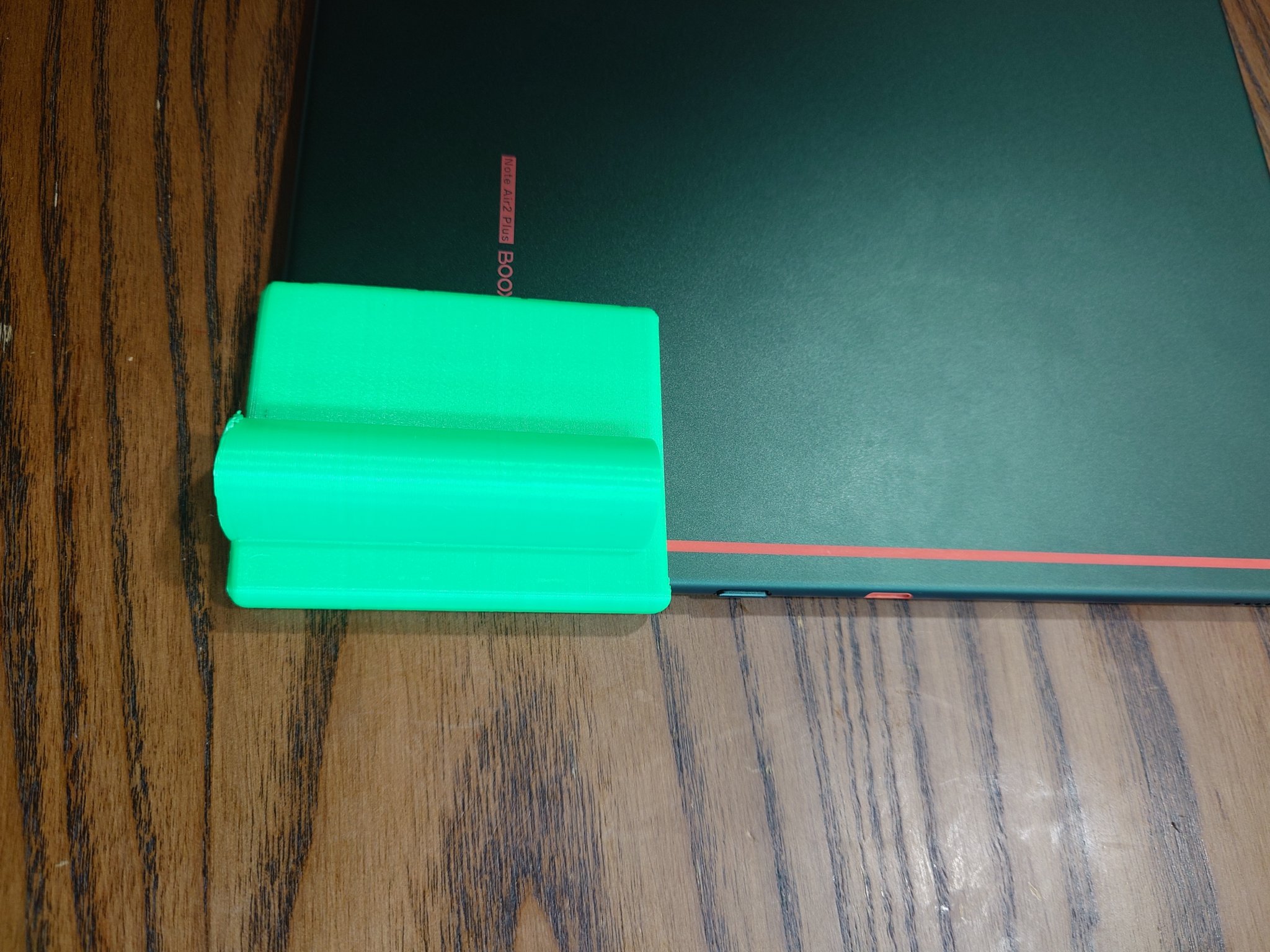 Cán cầm Boox giúp cầm nắm thoải mái hơn