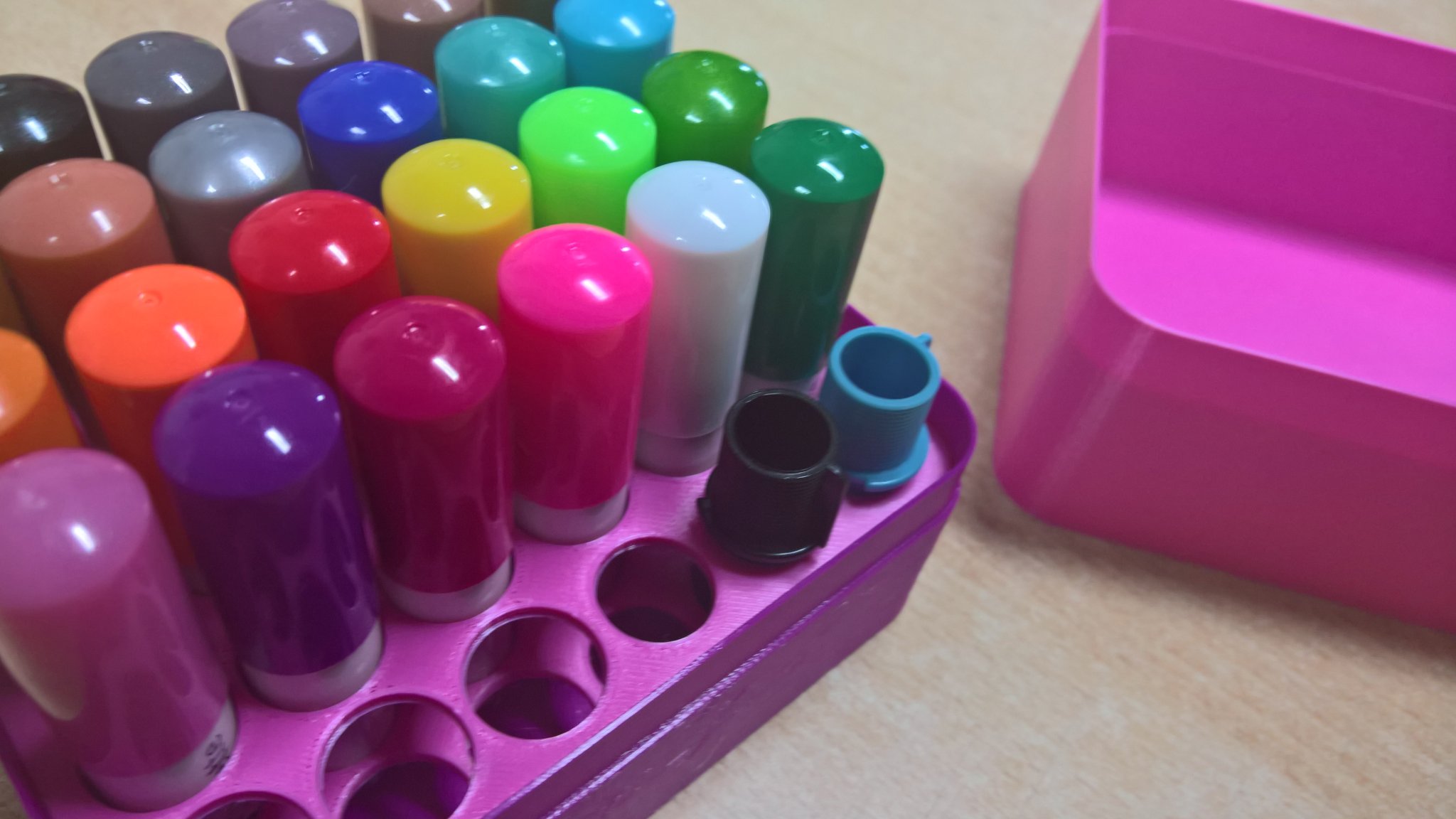 Hộp đựng bút vẽ và dao cắt cho Silhouette Cameo