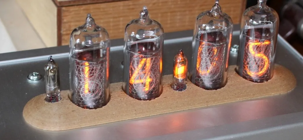 Chi tiết trang trí cho vỏ nixieclock