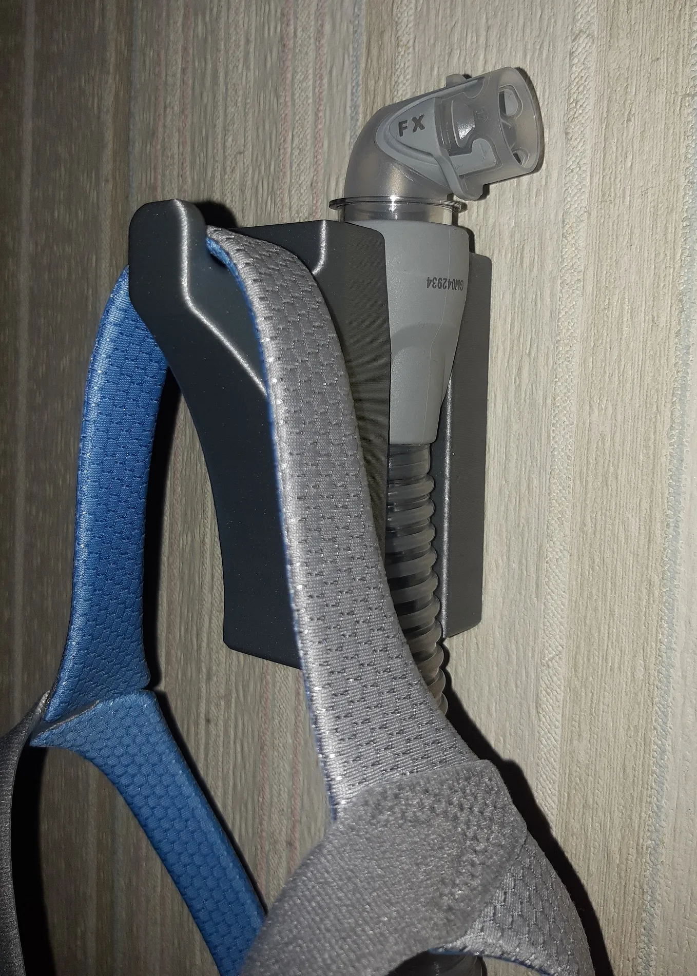 Giá đỡ treo tường cho ống và mặt nạ CPAP