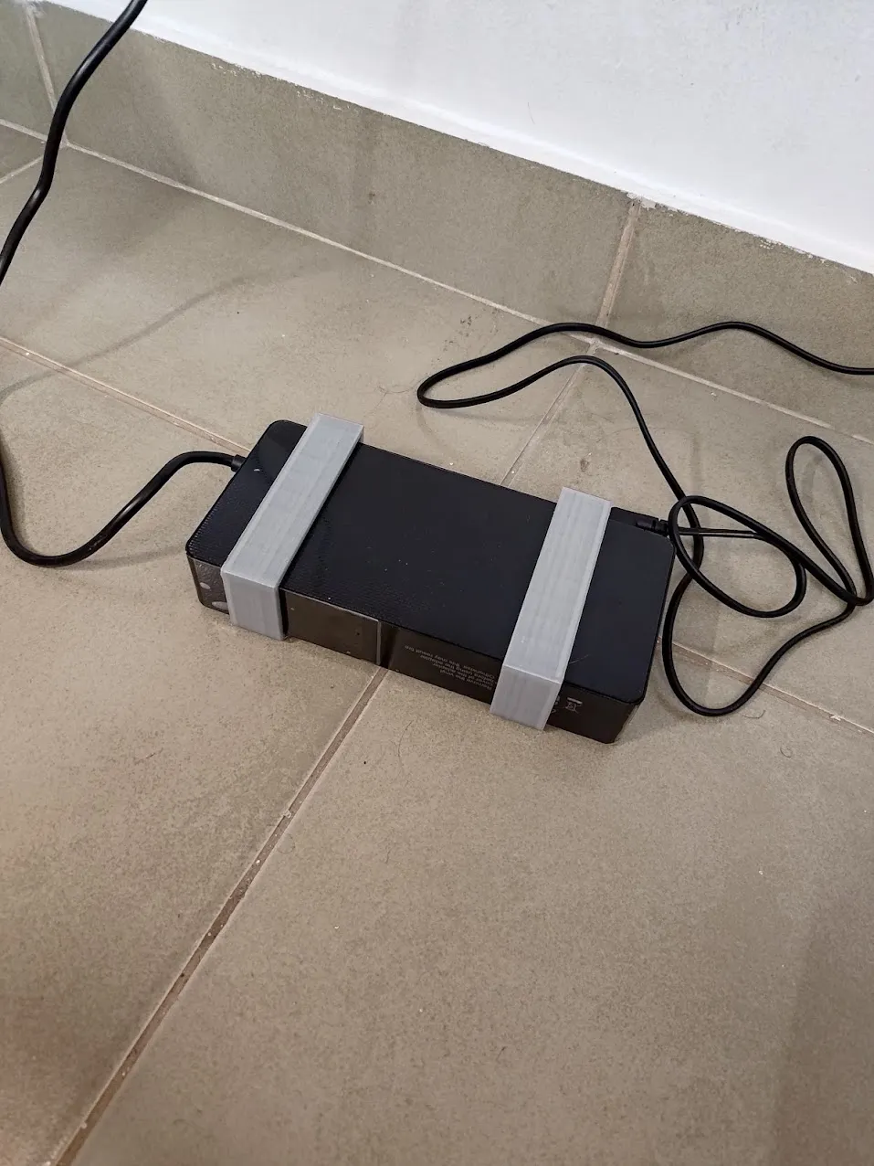 Giá đỡ bộ nguồn dưới bàn cho màn hình Samsung Odyssey G9 - 49