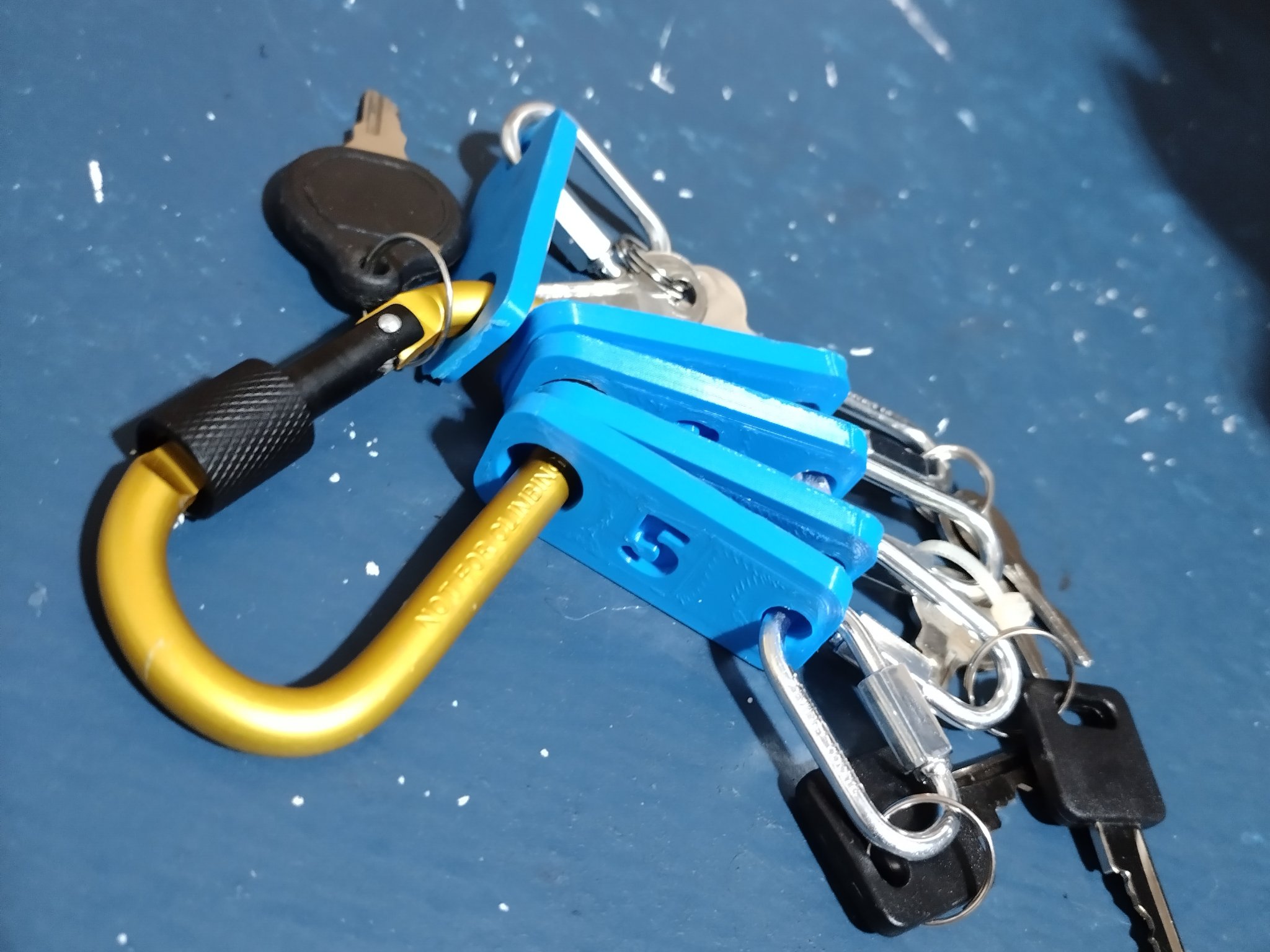 Thẻ khóa số cơ bản cho chìa khóa và khóa cửa