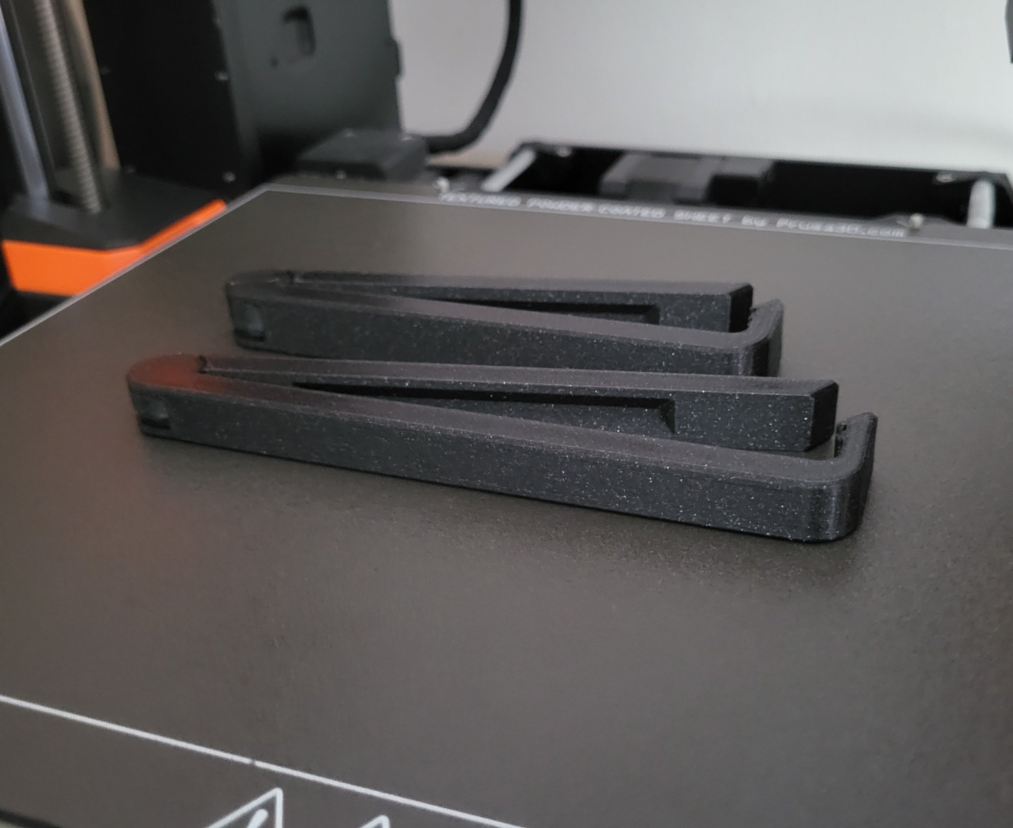 Chip Clip 9000 - Bản Chỉnh Sửa Loại Bỏ Chữ