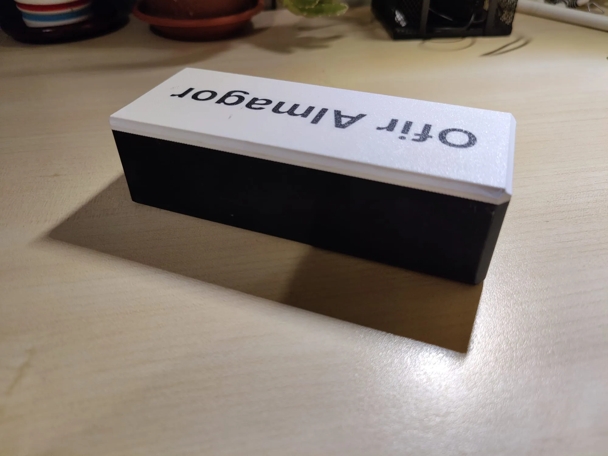 Hộp từ tính đơn giản với nắp từ tính