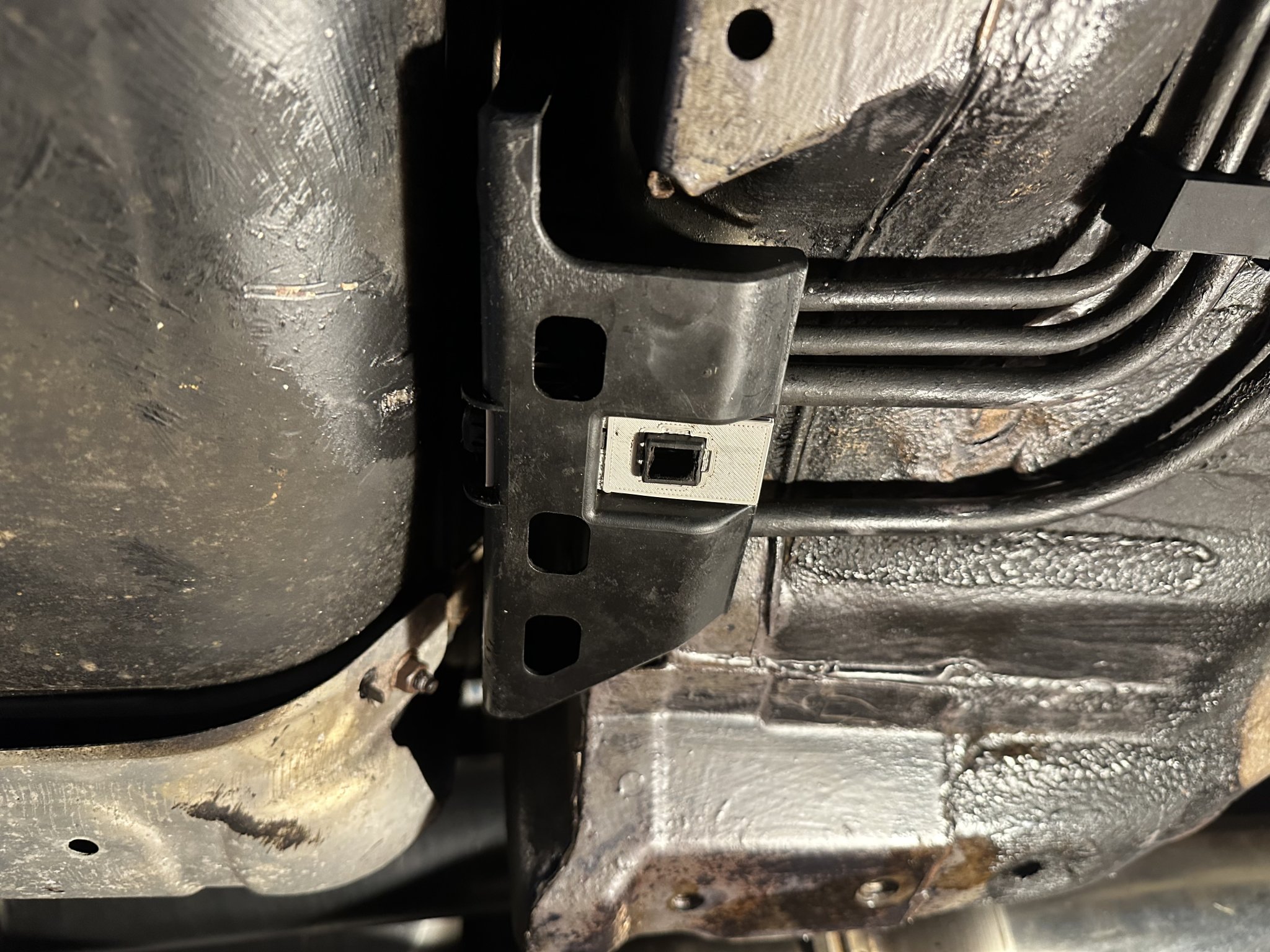 Kẹp ống nhiên liệu cho Nissan 350Z