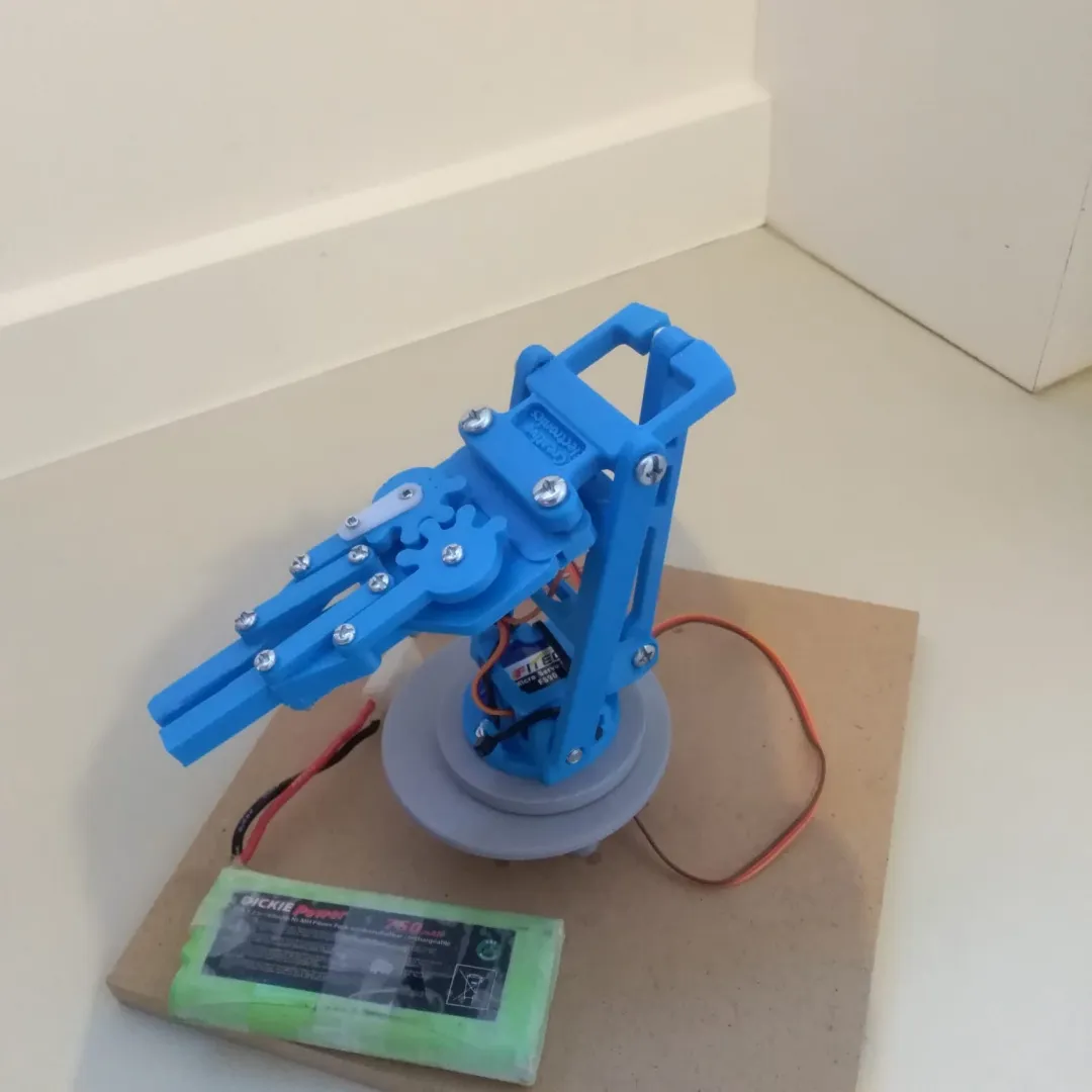 Cánh Tay Robot Servo RC