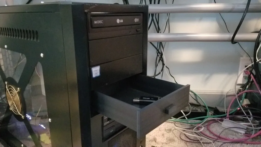 Ngăn kéo PC 5.25 inch (V2)