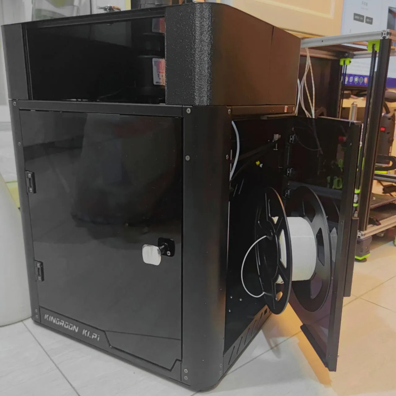 Cửa từ tính cho bảng bên Kingroon KLP1 (Giá đỡ cuộn)