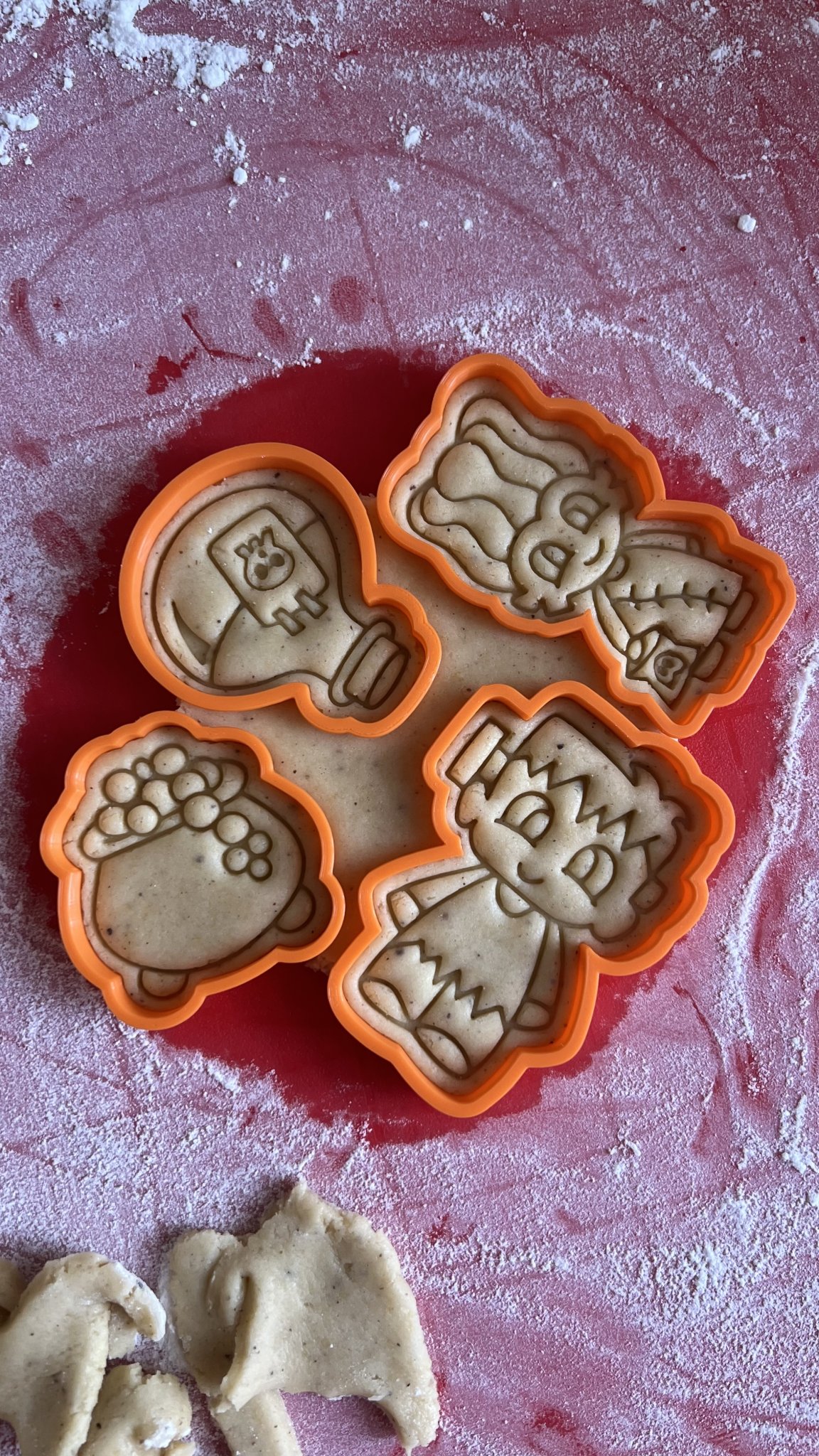 Cutter bánh quy Halloween cho trẻ em