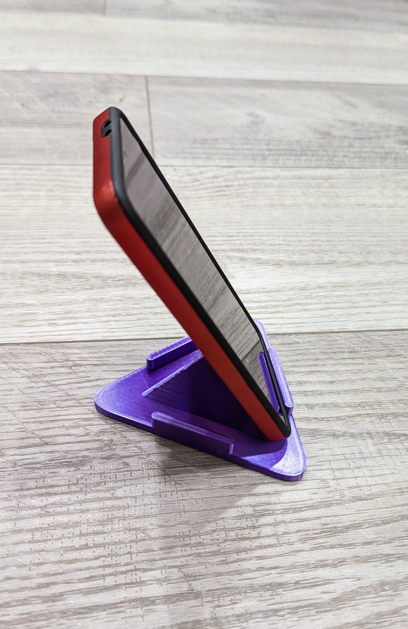 Giá đỡ điện thoại tối giản cho bàn làm việc