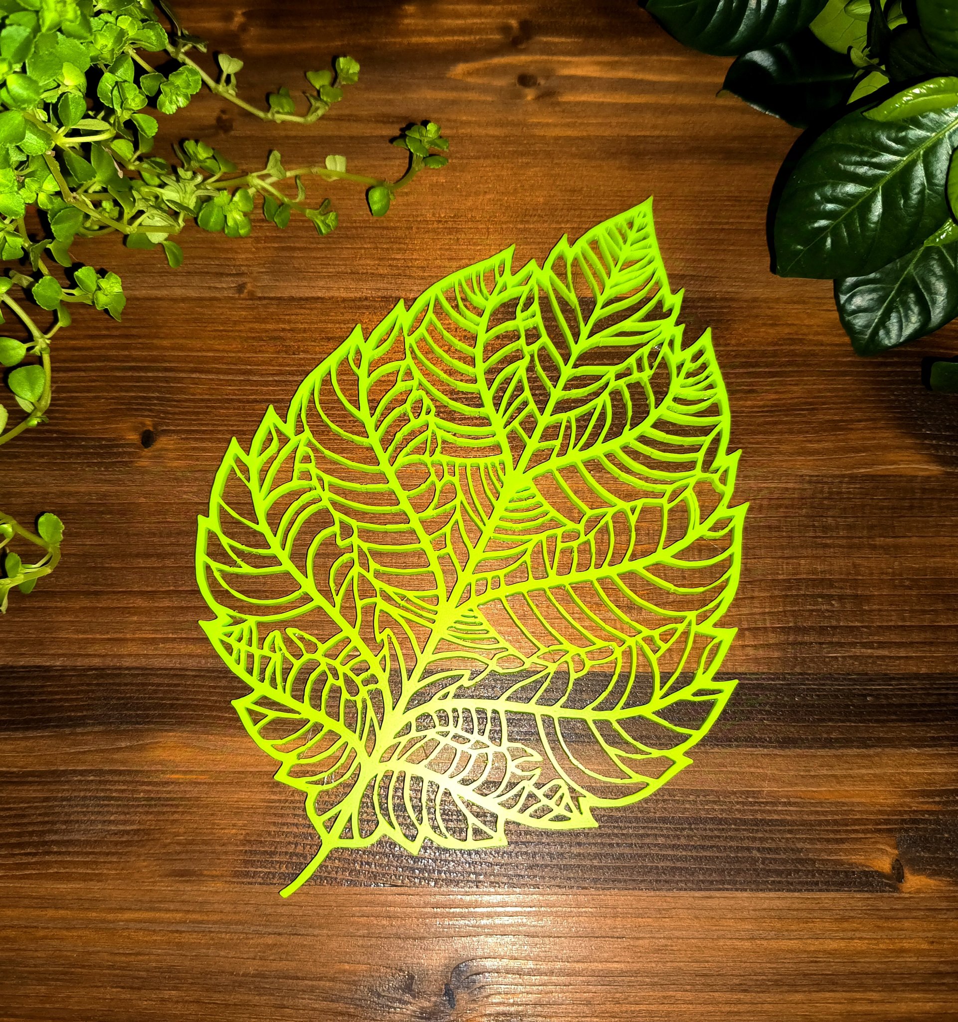 Mô hình Lá Sồi Thiết Kế Voronoi