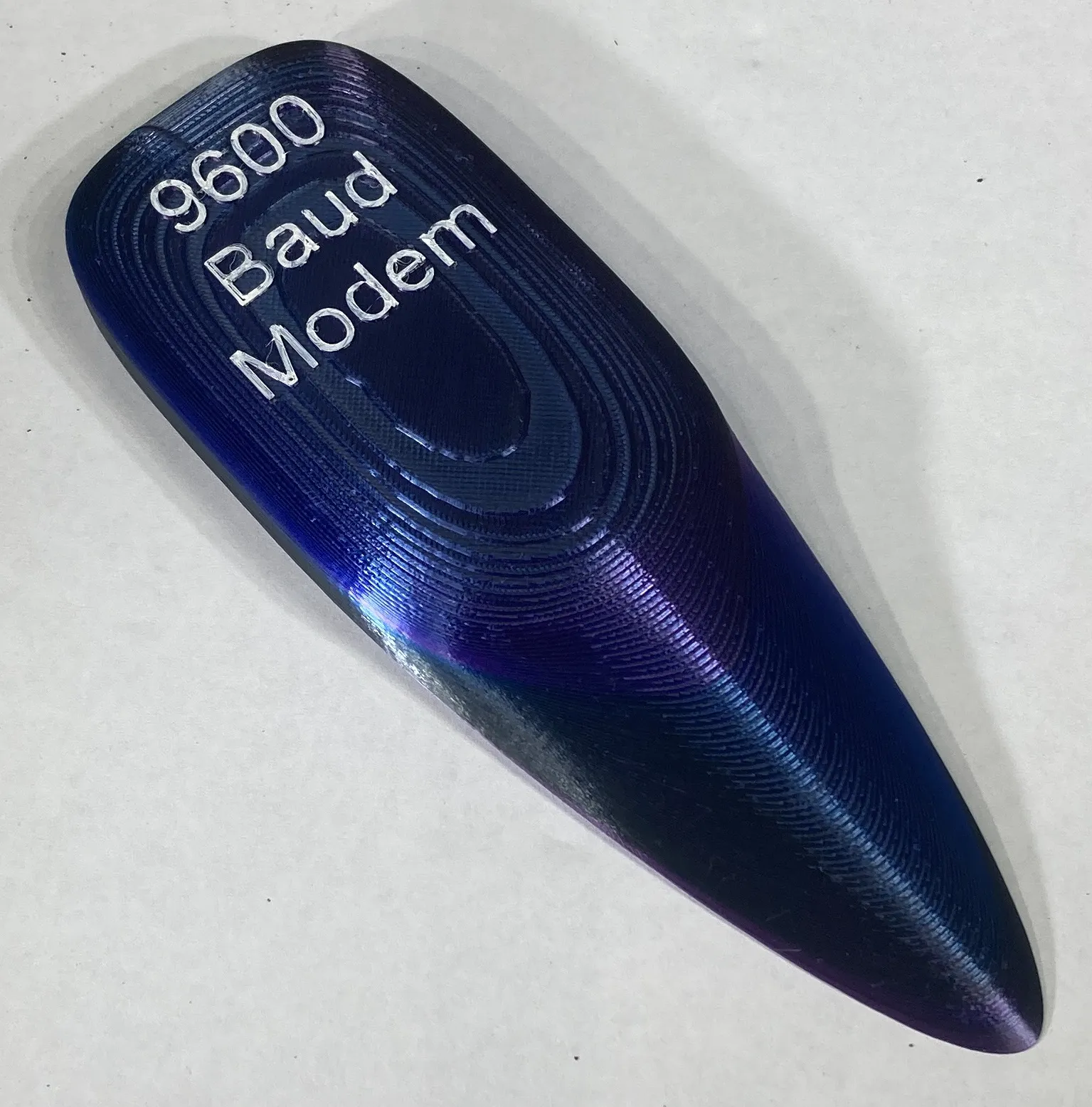 Chặn cửa mô hình modem 9600 baud độc đáo