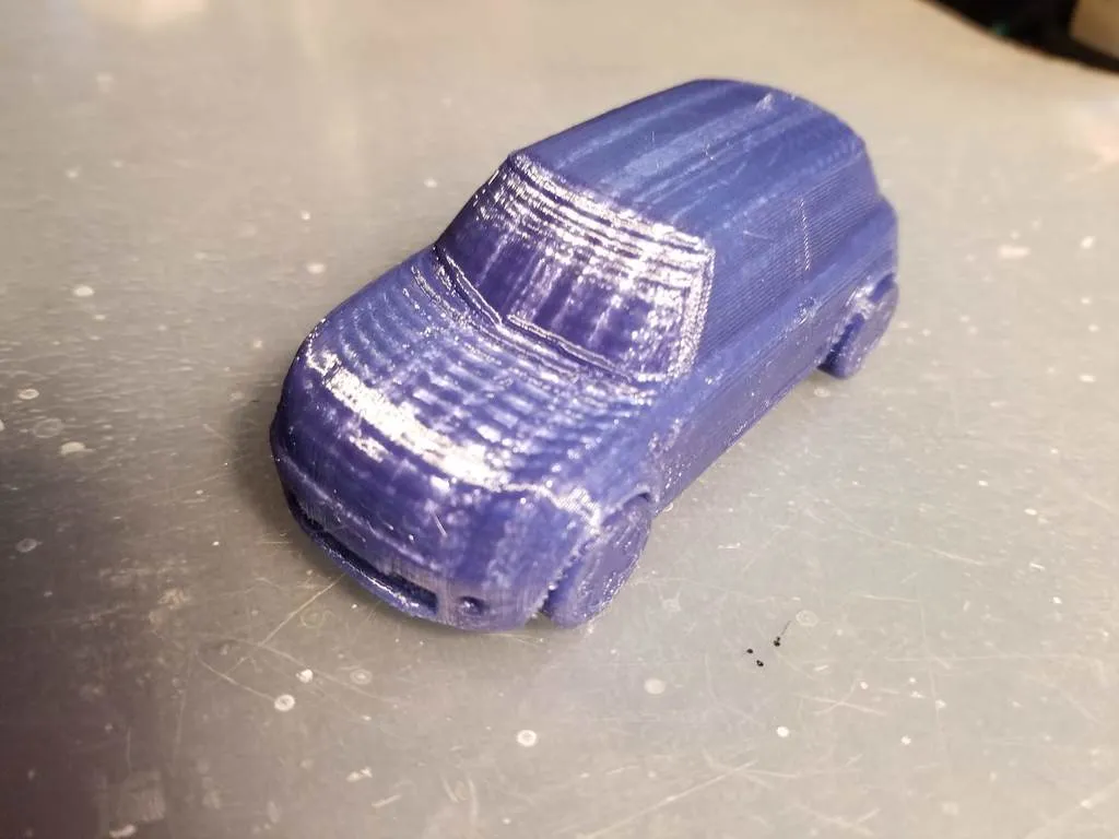 Xe nhỏ Cooper in place với bánh xe chuyển động