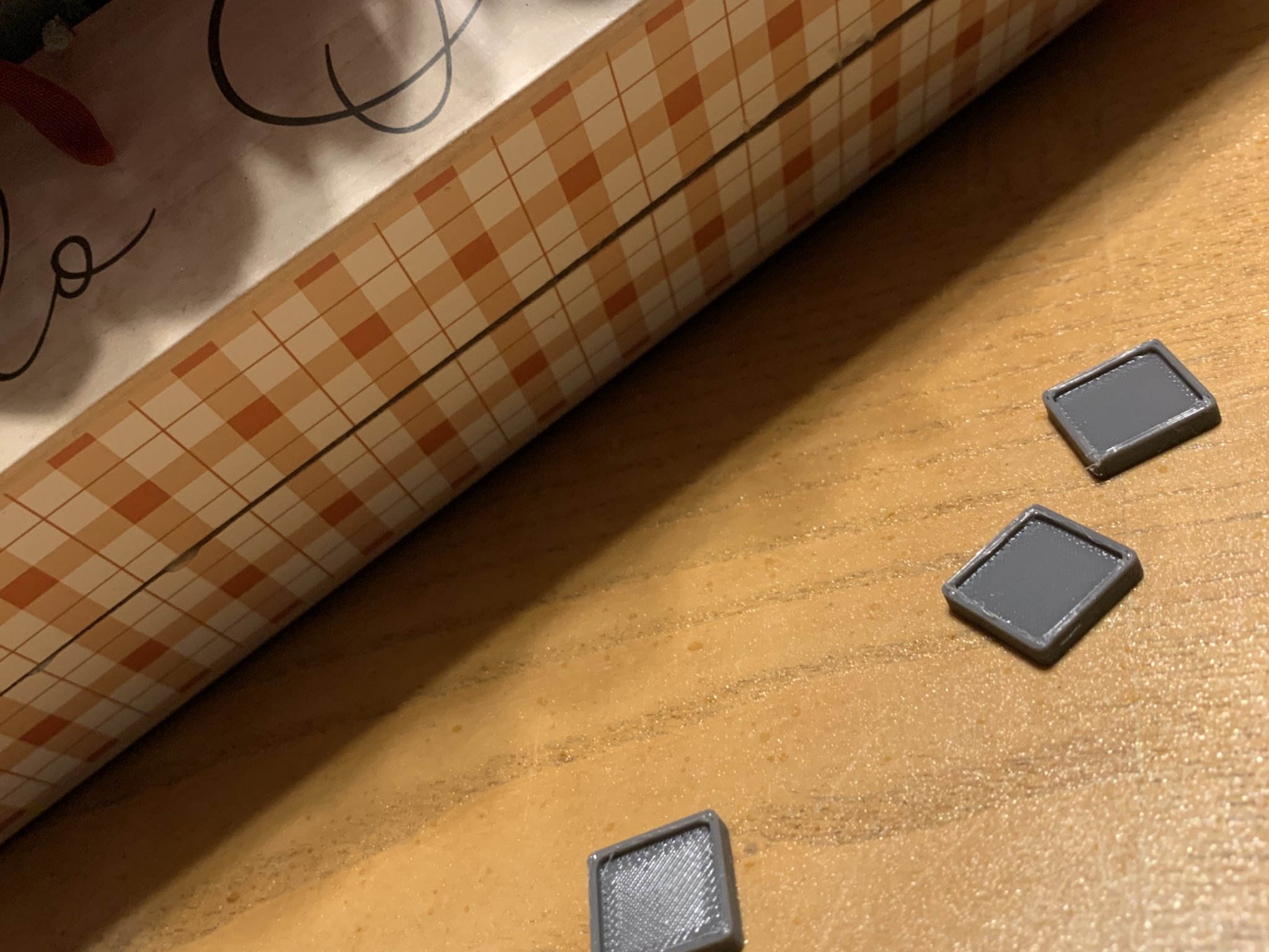 Bộ chân cao su TPU hình vuông 15mm bảo vệ đồ nội thất