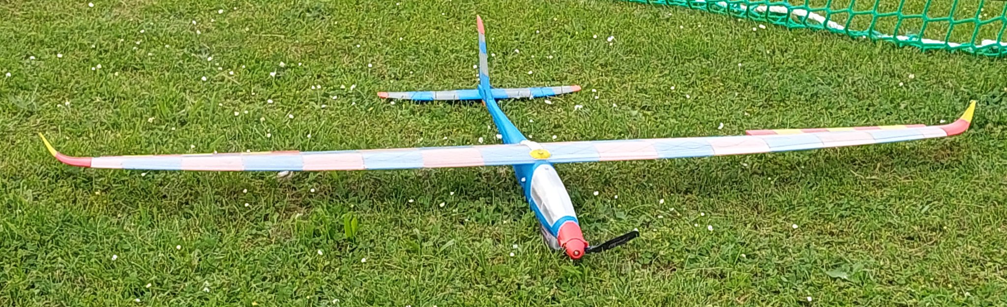 Lukisegler 2.0 (tàu lượn RC điện)