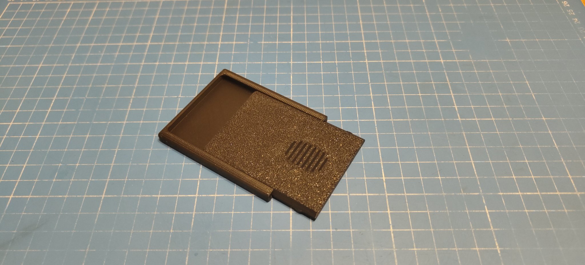 Hộp đựng thẻ SD (mỏng)