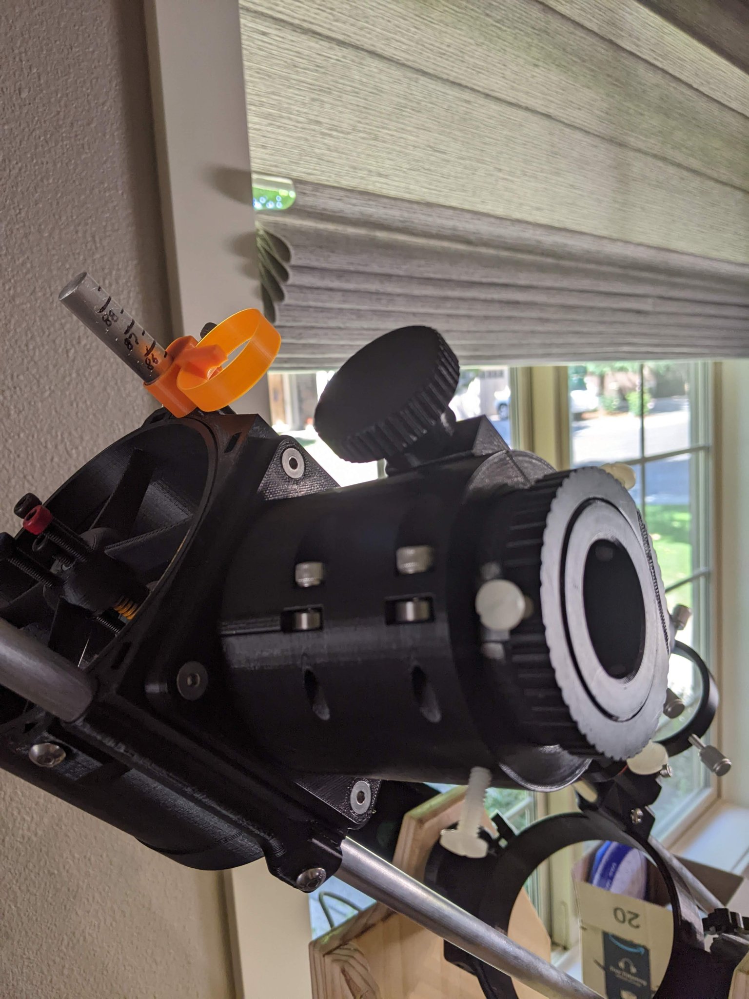 Bộ lấy nét Crayford 2 inch cho dự án Hadley 114/900