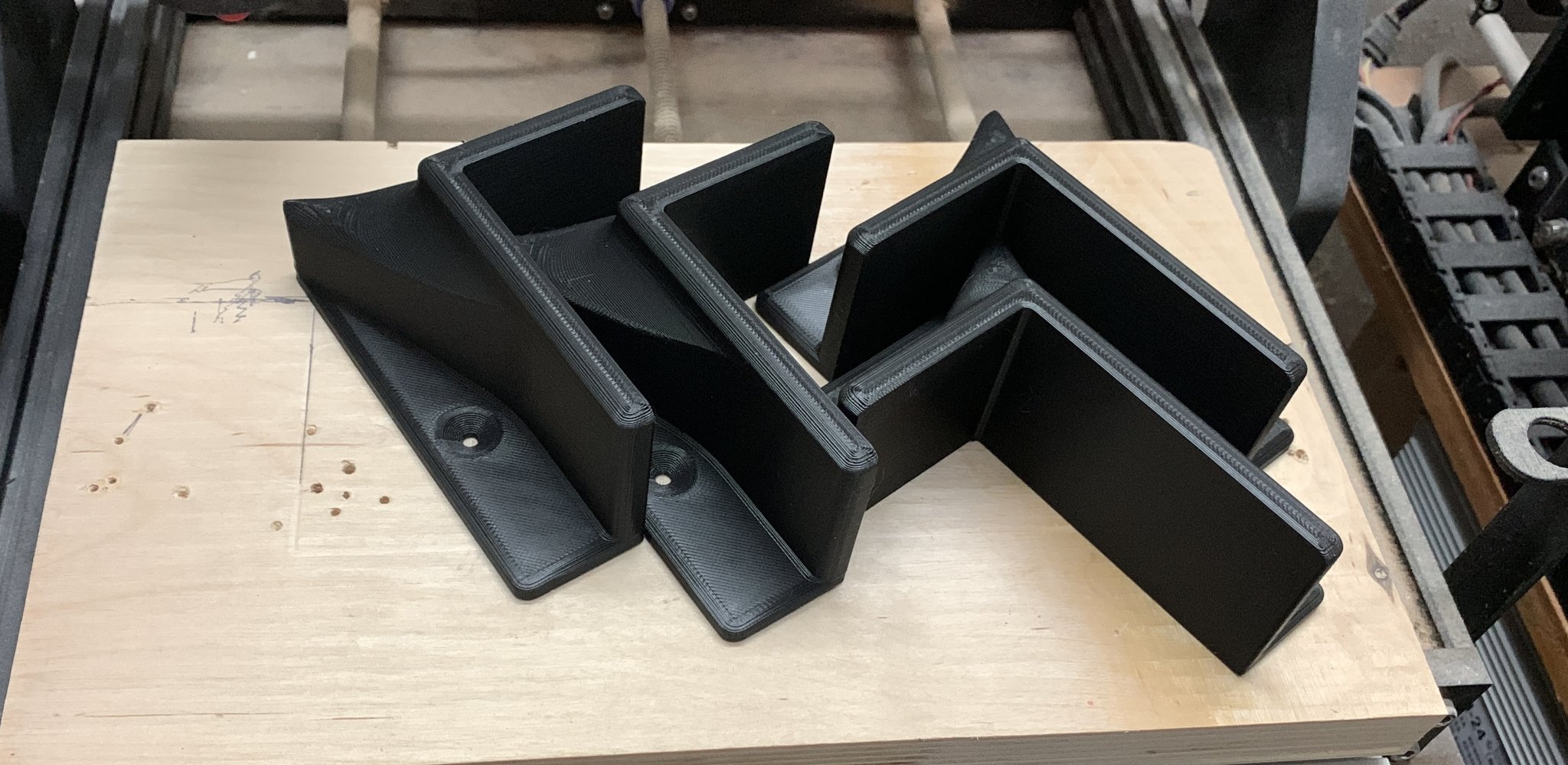 Góc khóa đa năng cho ắc quy dịch vụ xe cắm trại