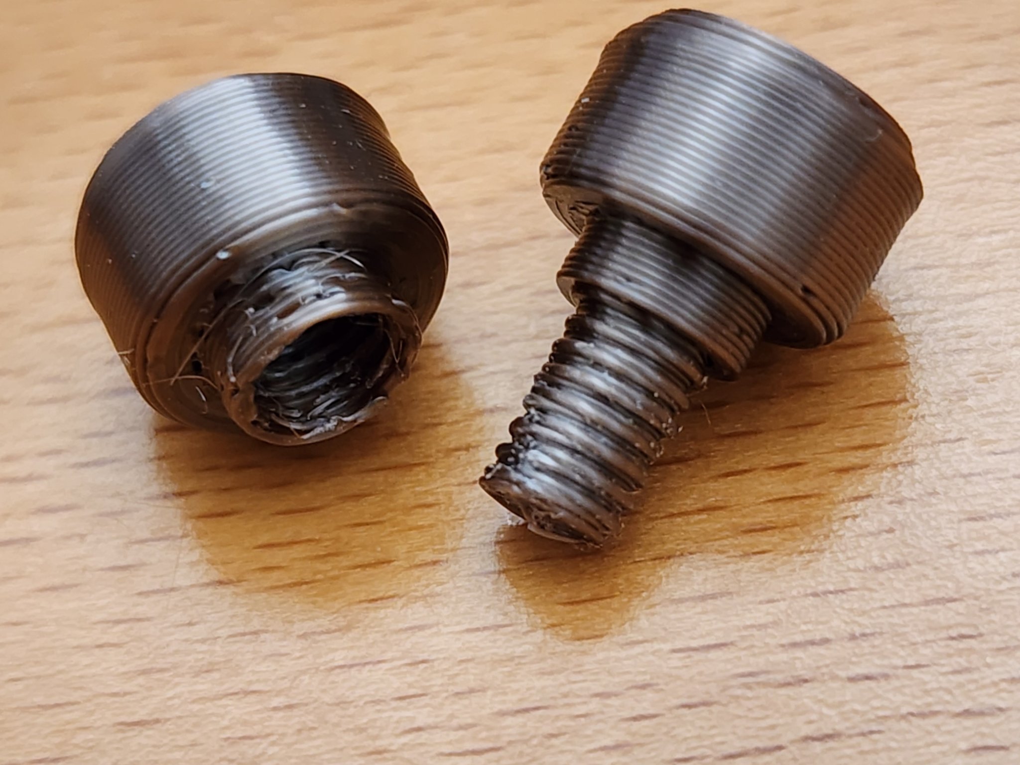 Chỉnh sửa nhỏ dao Gravity Knife dùng lưỡi dao đa dụng