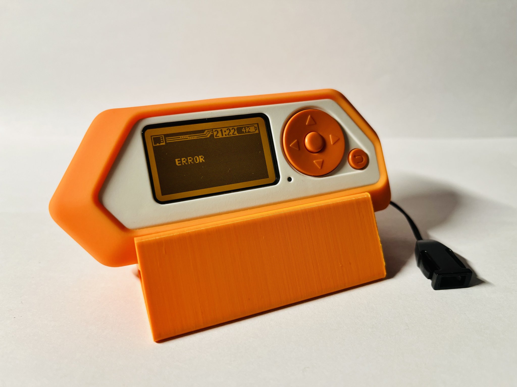 Giá đỡ Flipper Zero đơn giản và tối giản