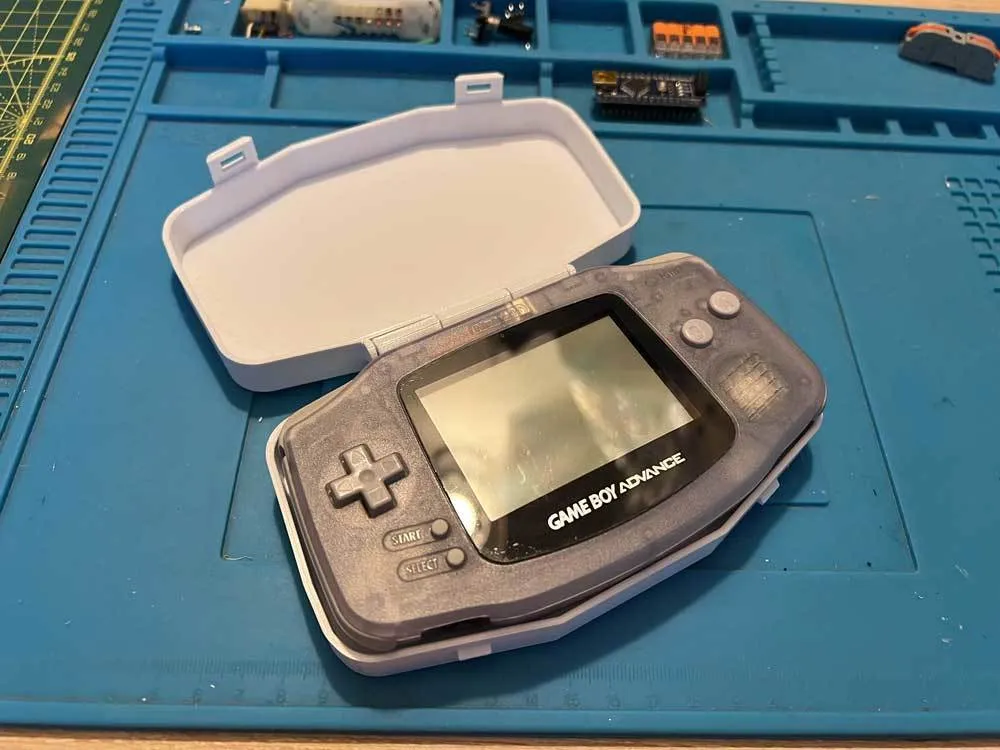 Hộp đựng Game Boy Advance