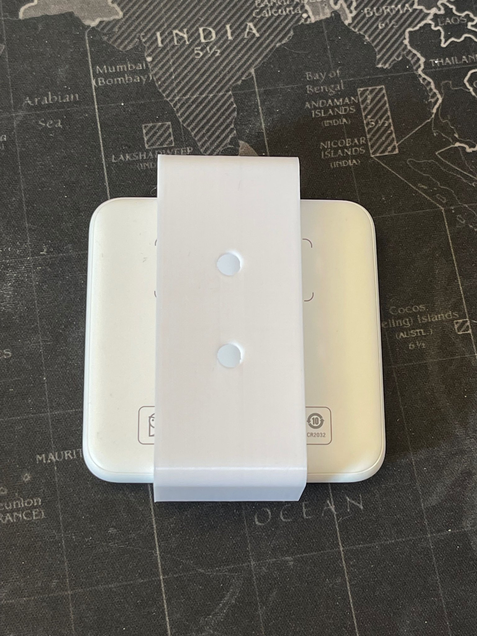 Giá đỡ treo tường cho đồng hồ đo nhiệt độ và độ ẩm Mi...