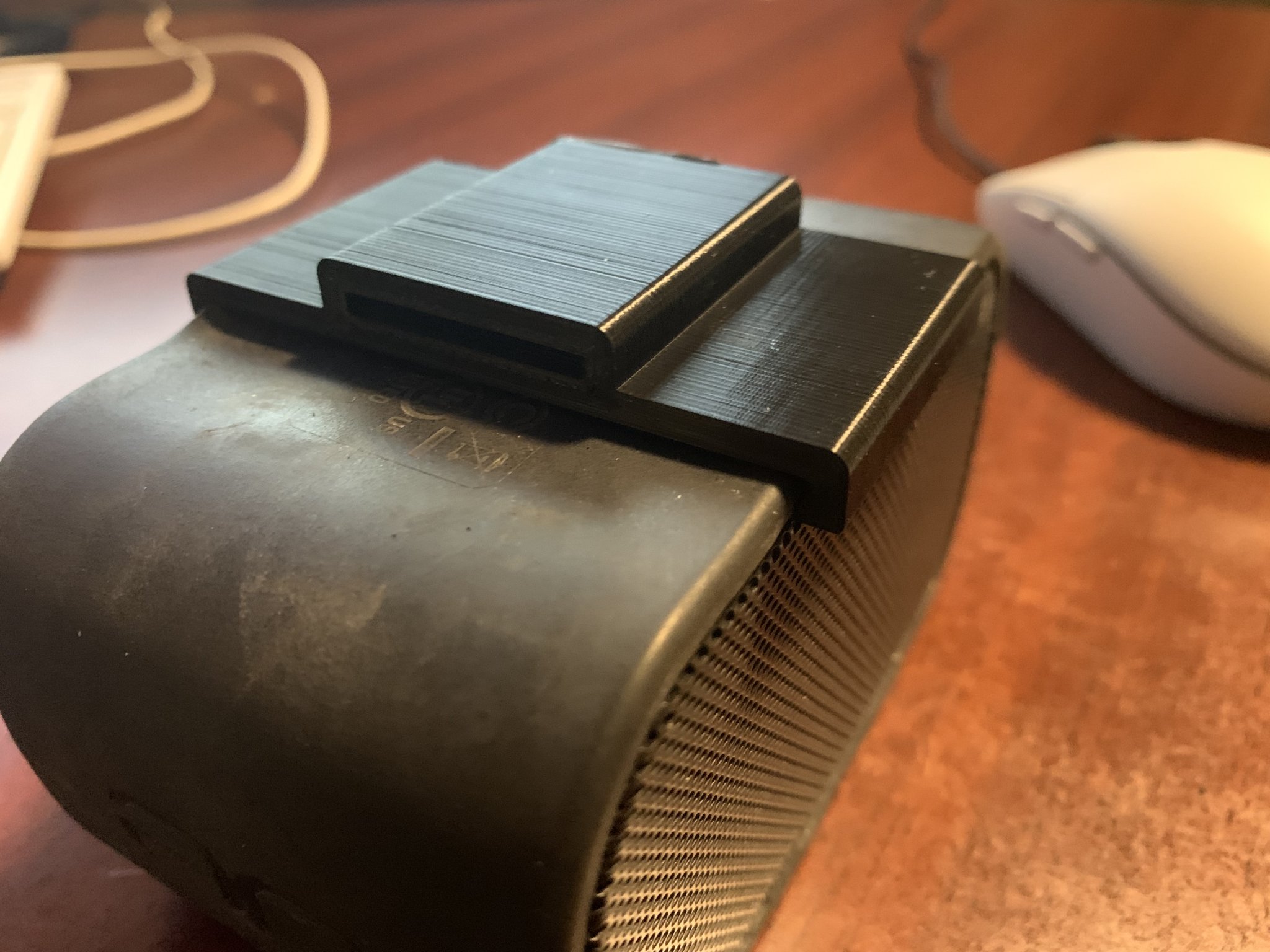 Giá đỡ dây đeo đàn guitar cho UE Boombox