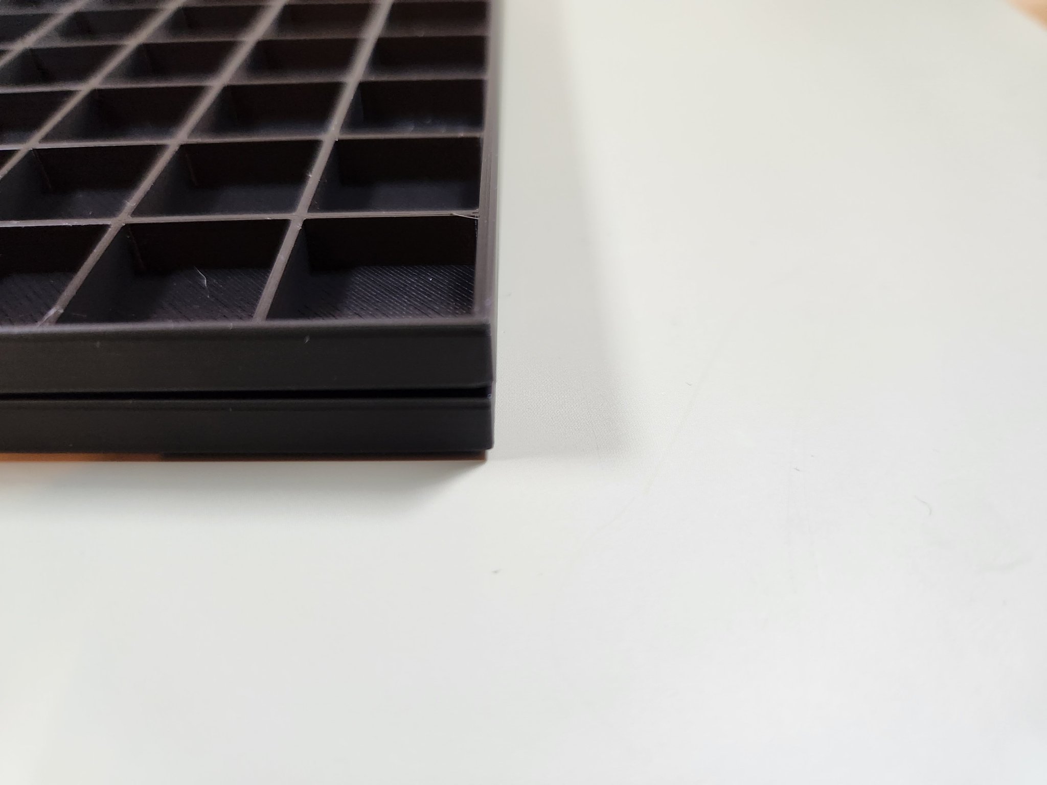 Khay phân loại và đếm chồng lên nhau với 100 ngăn