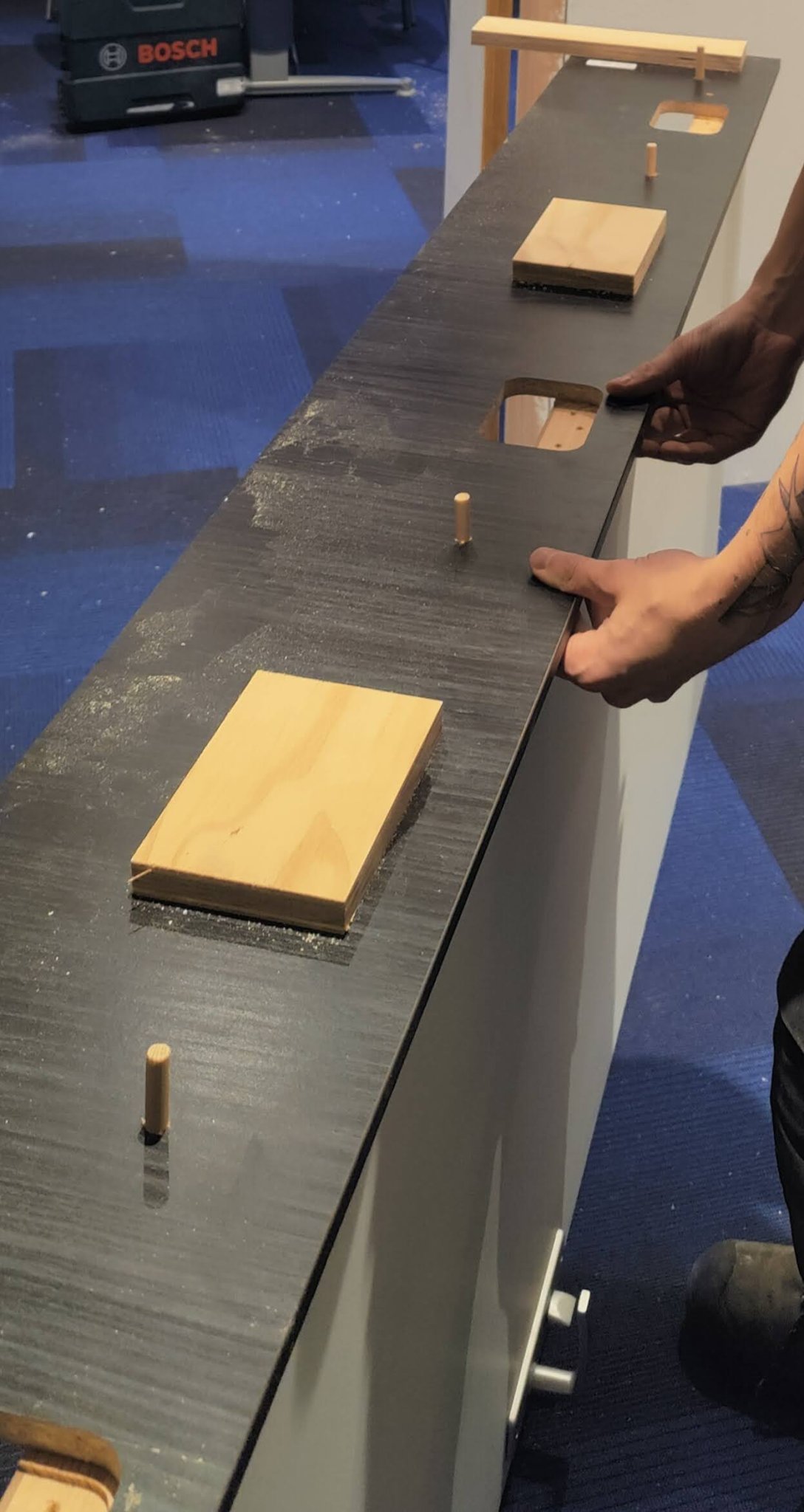 Mẫu định hình bản lề cửa điều chỉnh được