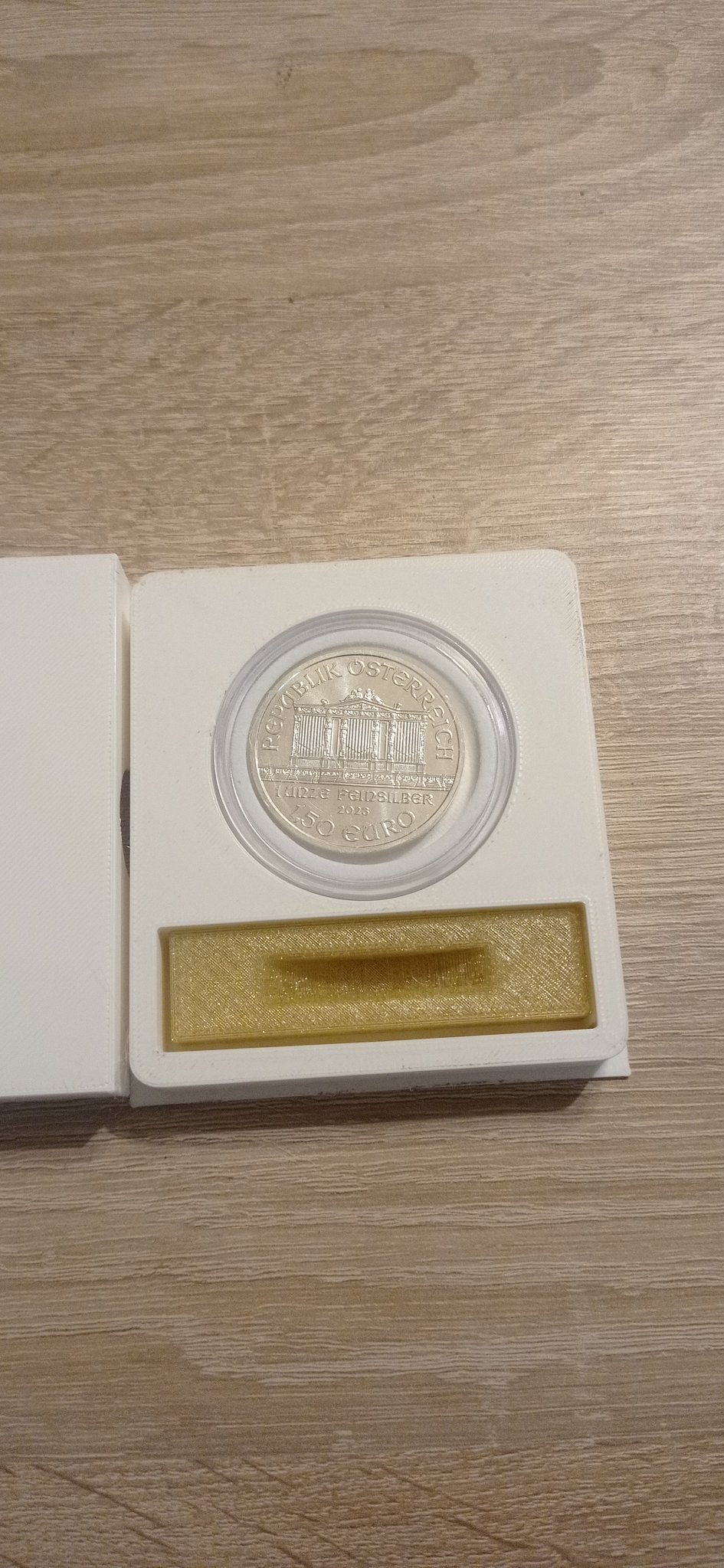 Hộp quà tặng cho đồng xu với giá đỡ tháo rời