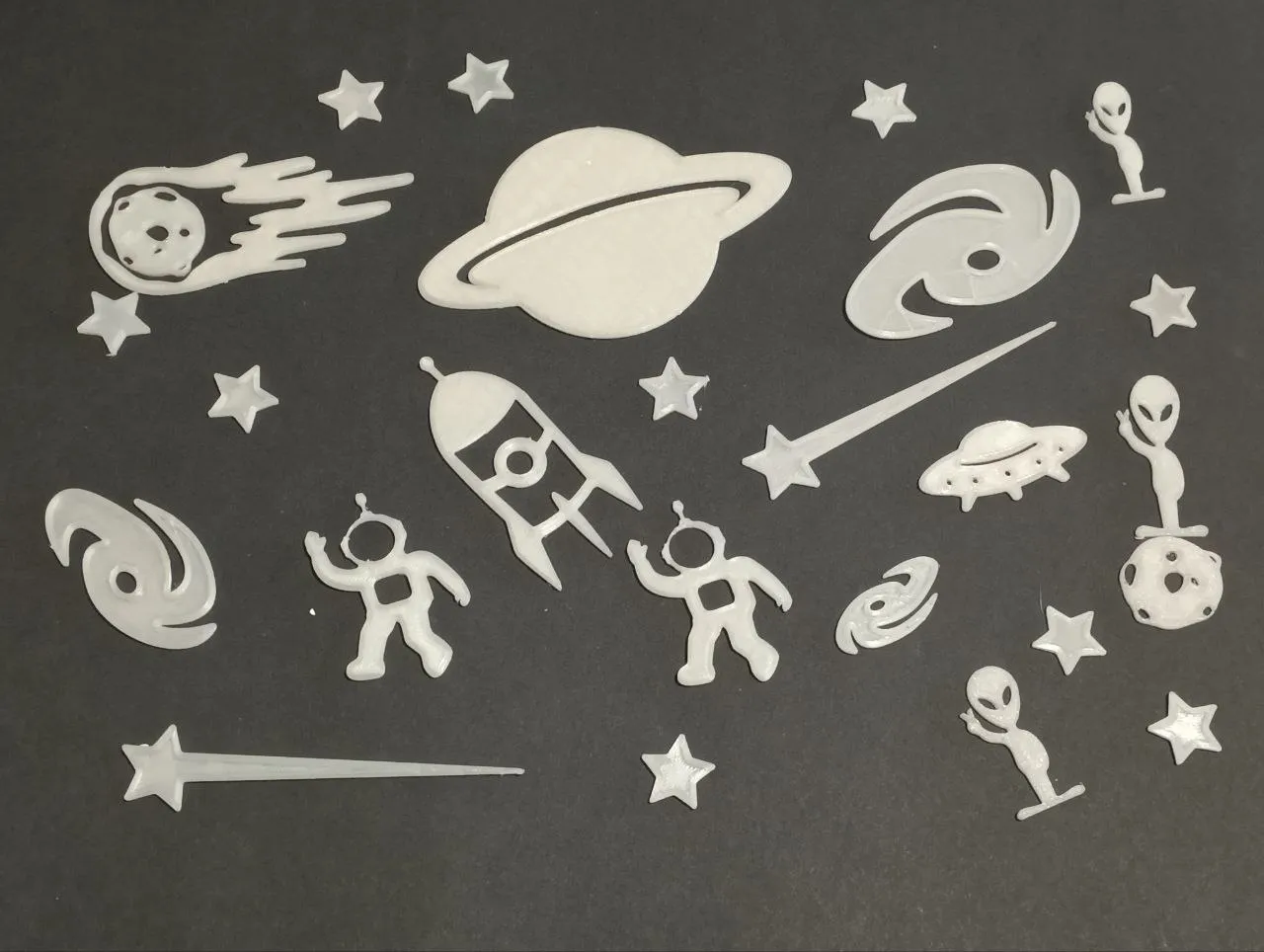 Ngôi sao phát quang trong đêm cho trần nhà của bạn