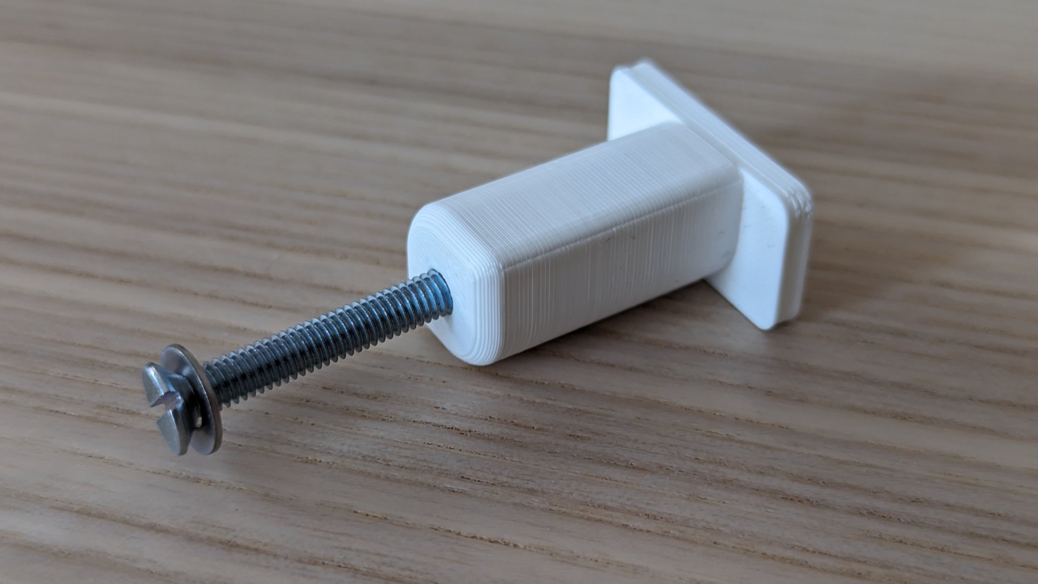 Kẹp gắn đầu giường Ikea Mandal không cần khoan