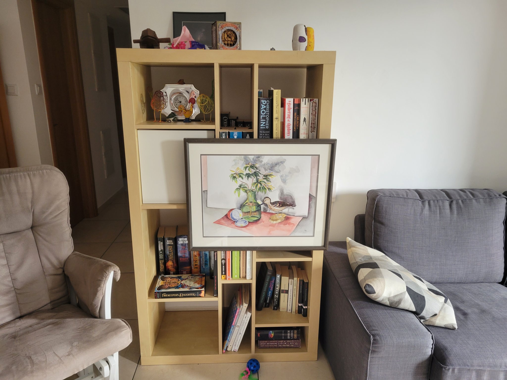 Móc treo nghệ thuật cho kệ sách Ikea Billy