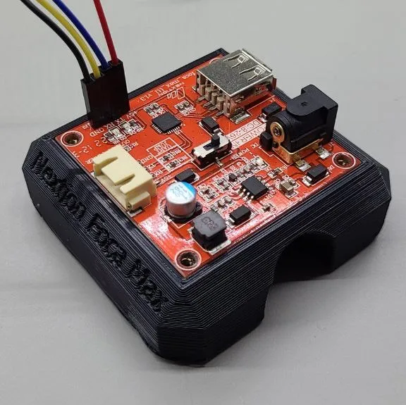 Giá đỡ máy tính để bàn Nextion Foca Max