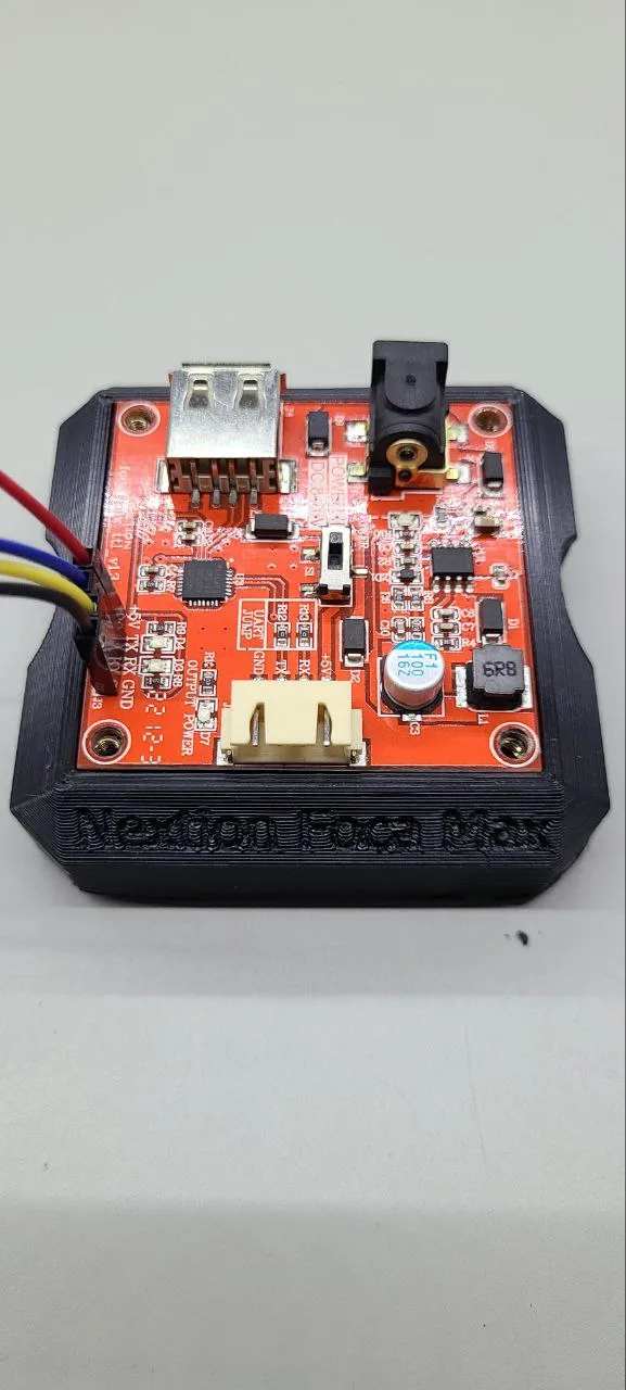 Giá đỡ máy tính để bàn Nextion Foca Max