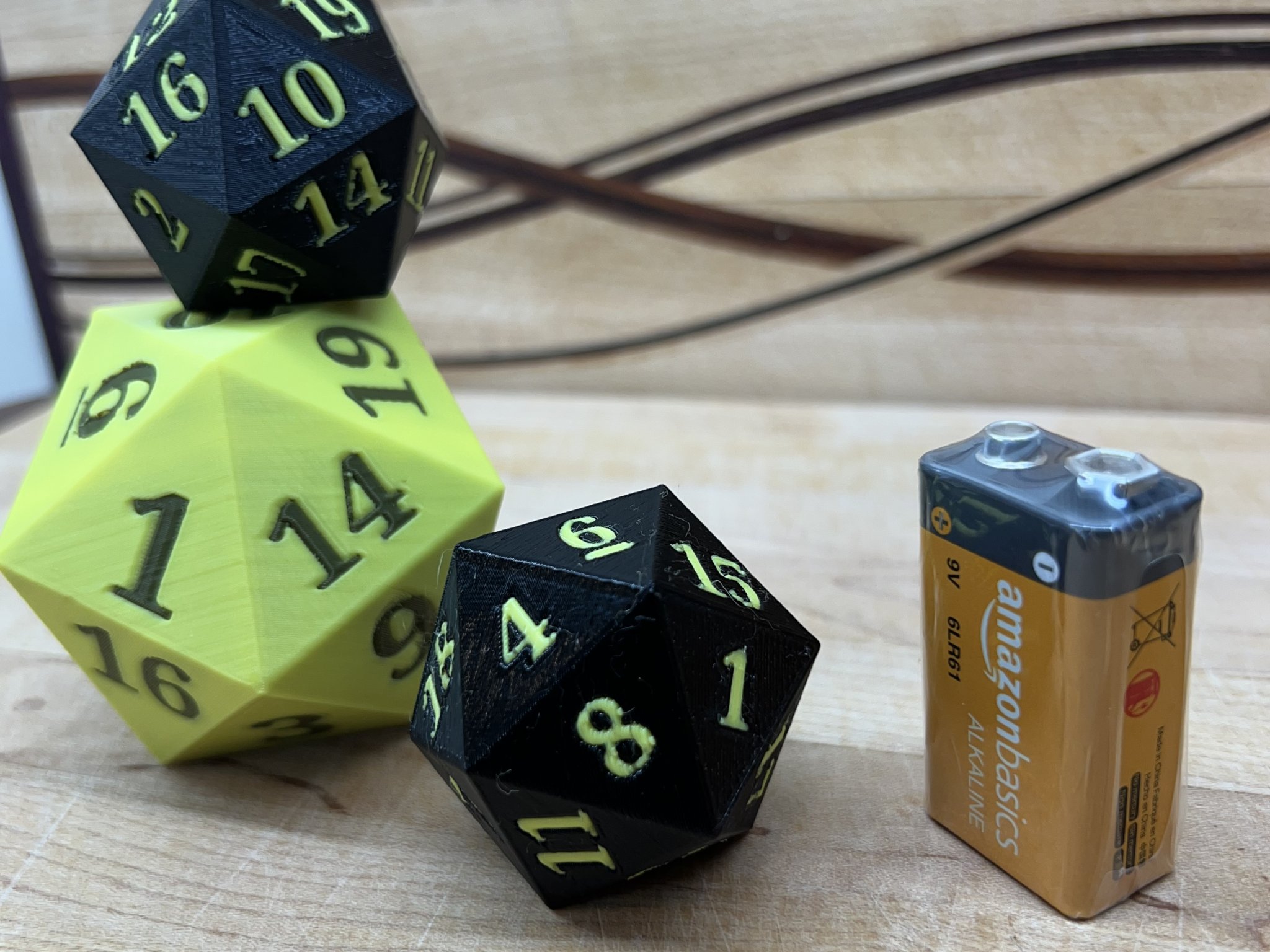 Xúc xắc 20 mặt D20 cho in màu đa sắc