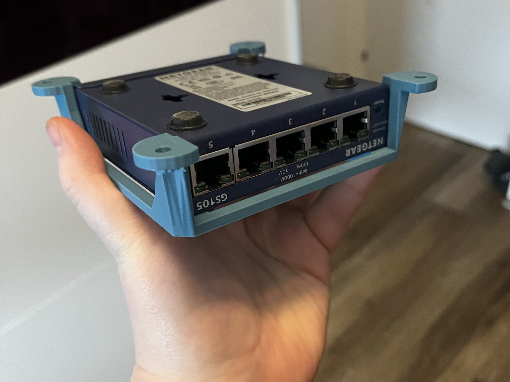 Giá đỡ cho Switch Lan Netgear GS105