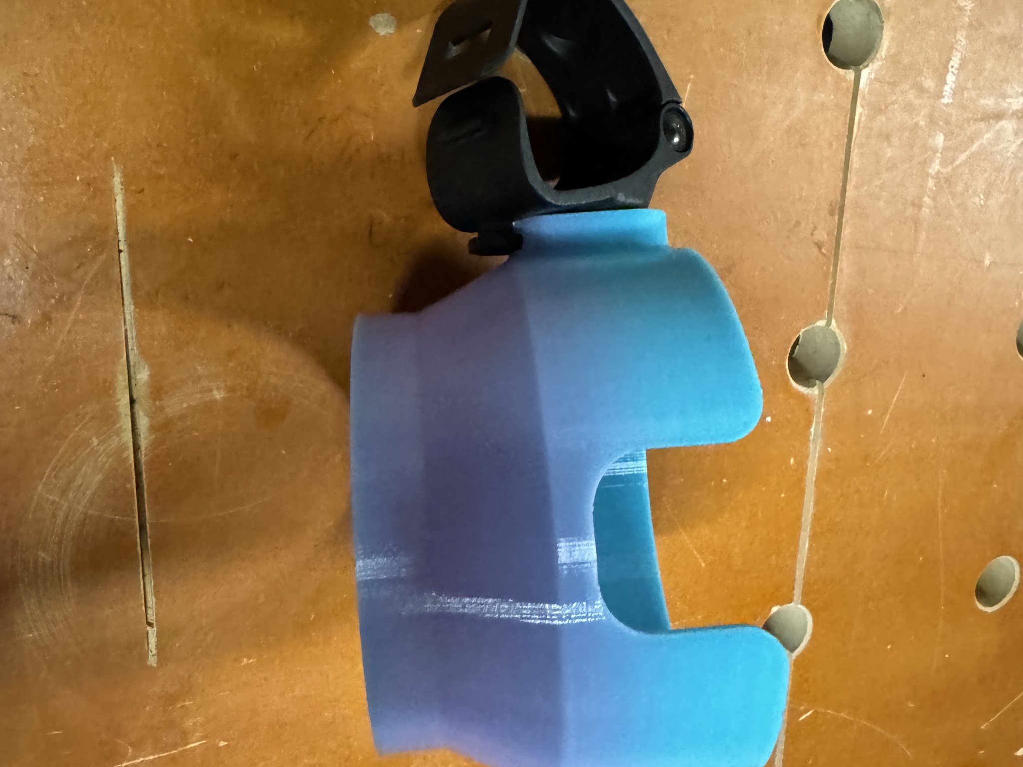 Giá đỡ Gravity cho cốc Stanley trên xe đẩy Mockingbird