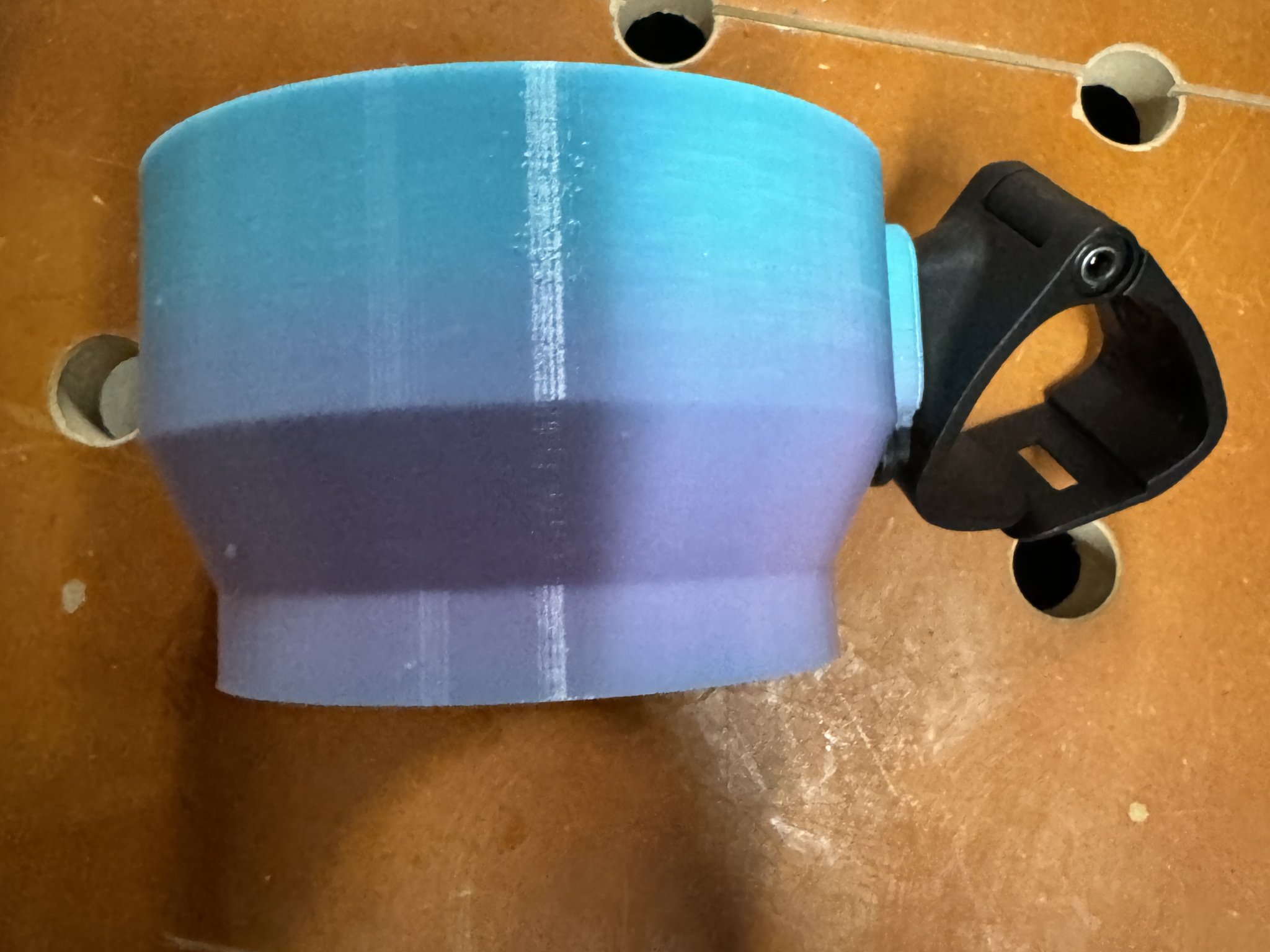 Giá đỡ Gravity cho cốc Stanley trên xe đẩy Mockingbird