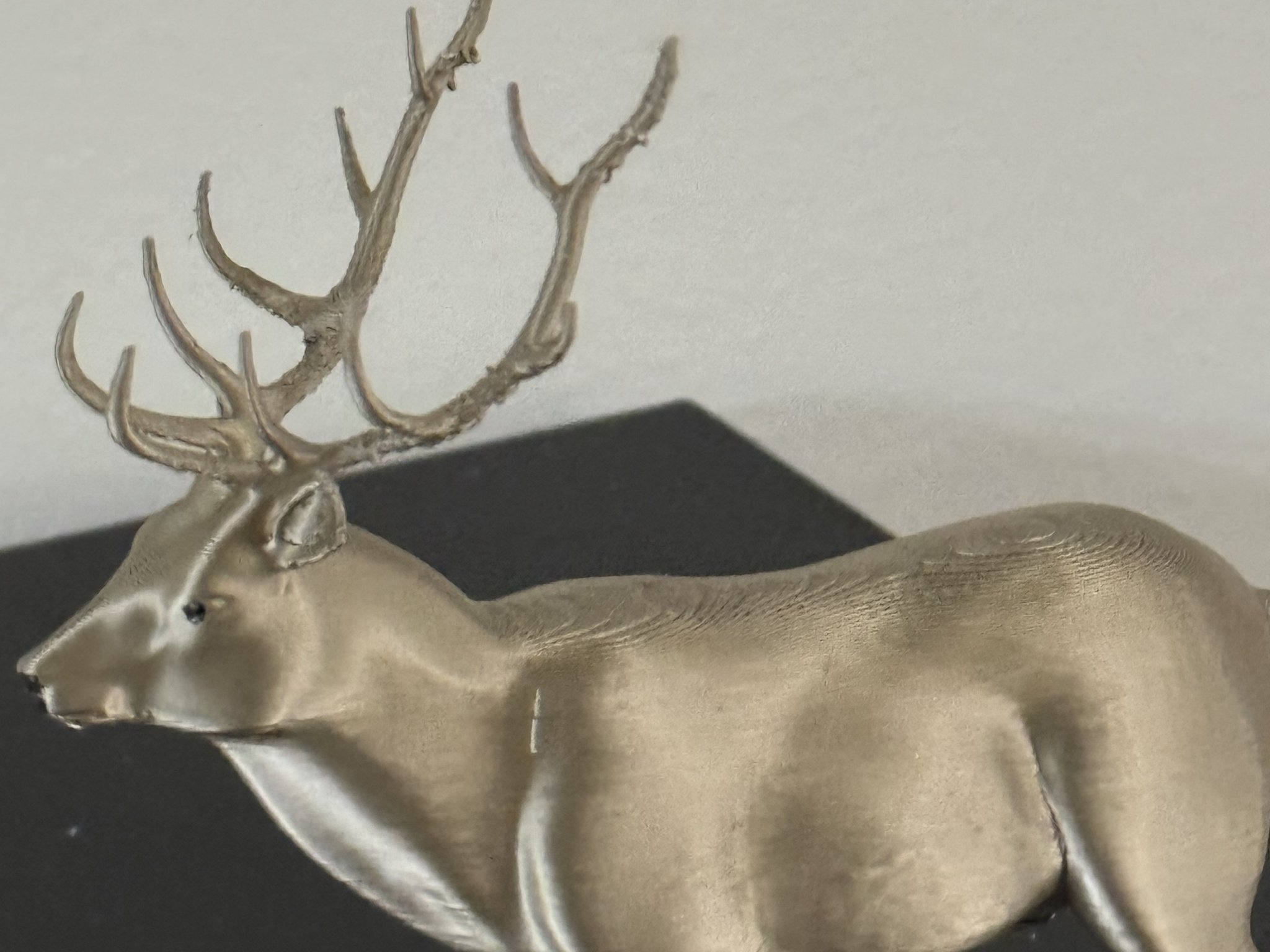 Mô hình hươu đỏ đẹp và chân thực dễ in 3D