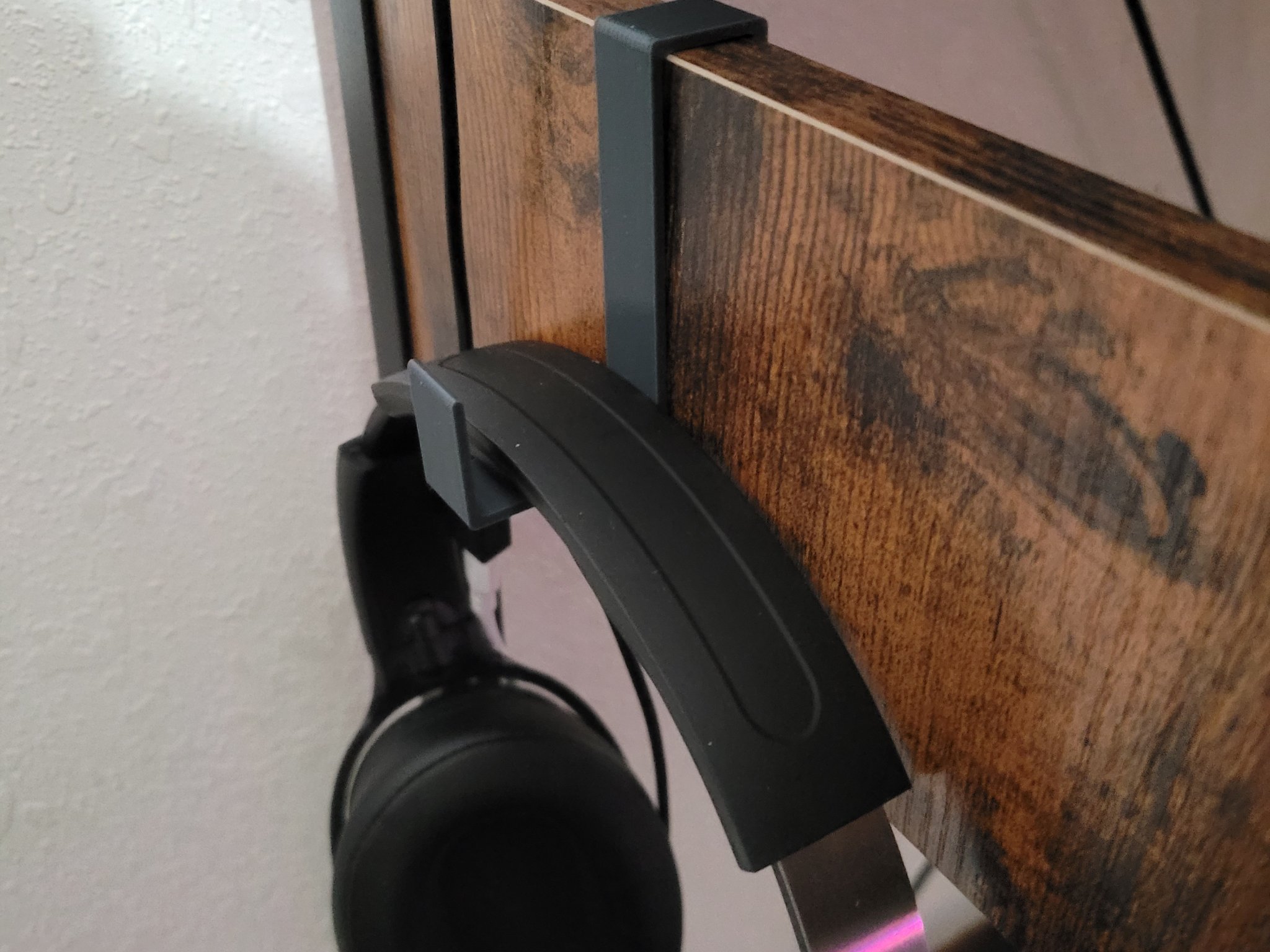 Giá đỡ tai nghe tùy chỉnh cho bàn làm việc