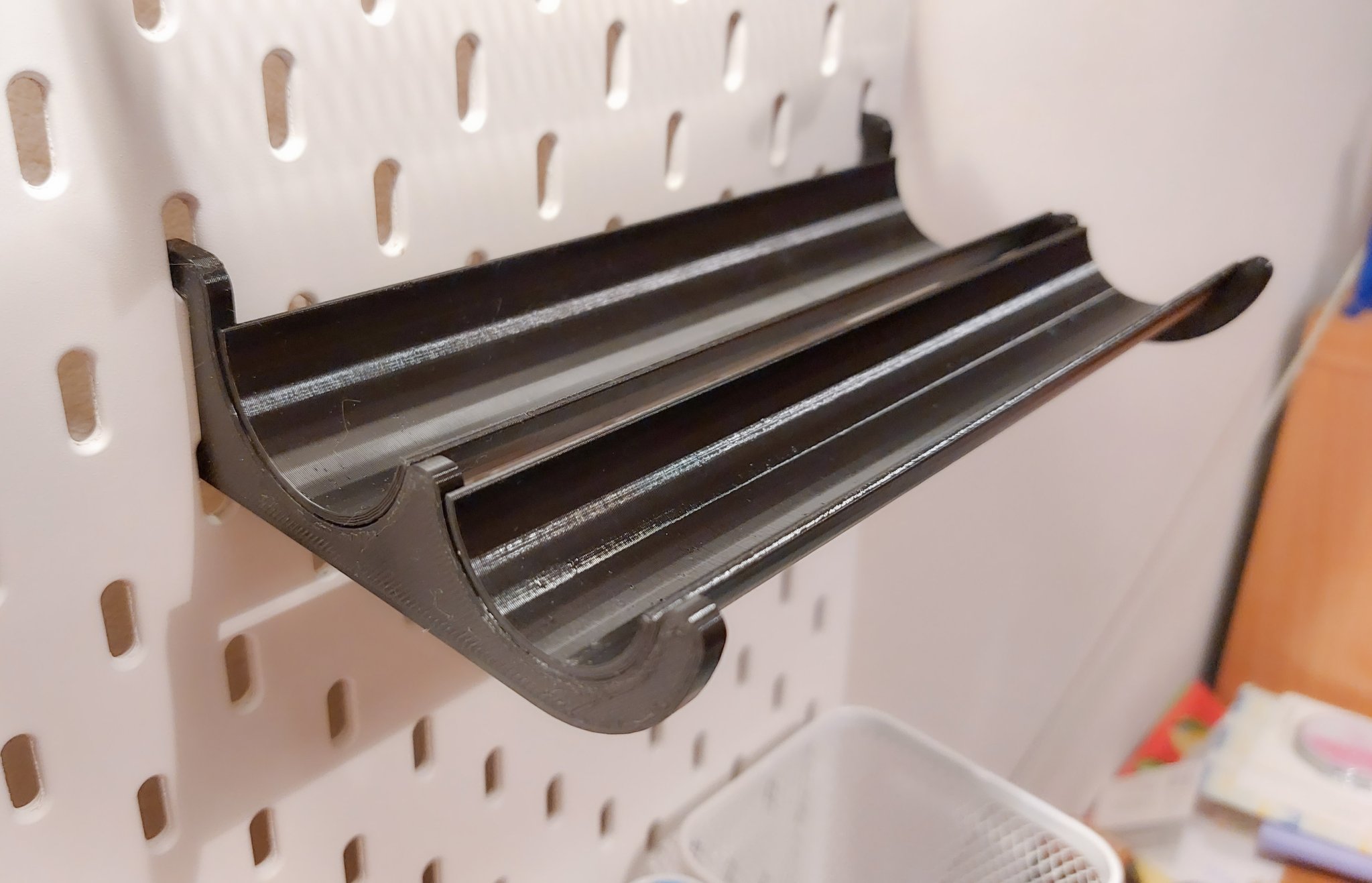 Giá đỡ băng washi cho kệ skadis của ikea