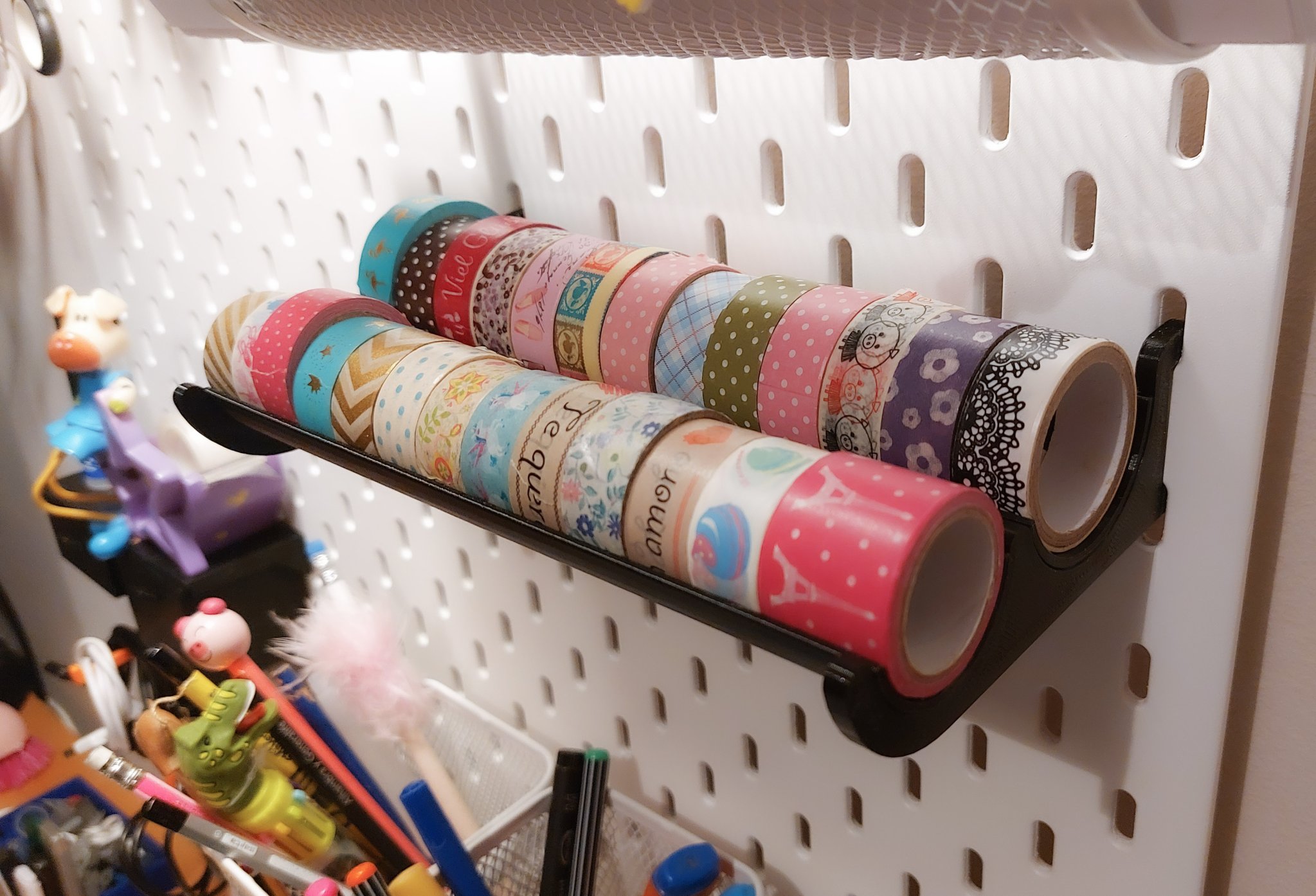 Giá đỡ băng washi cho kệ skadis của ikea