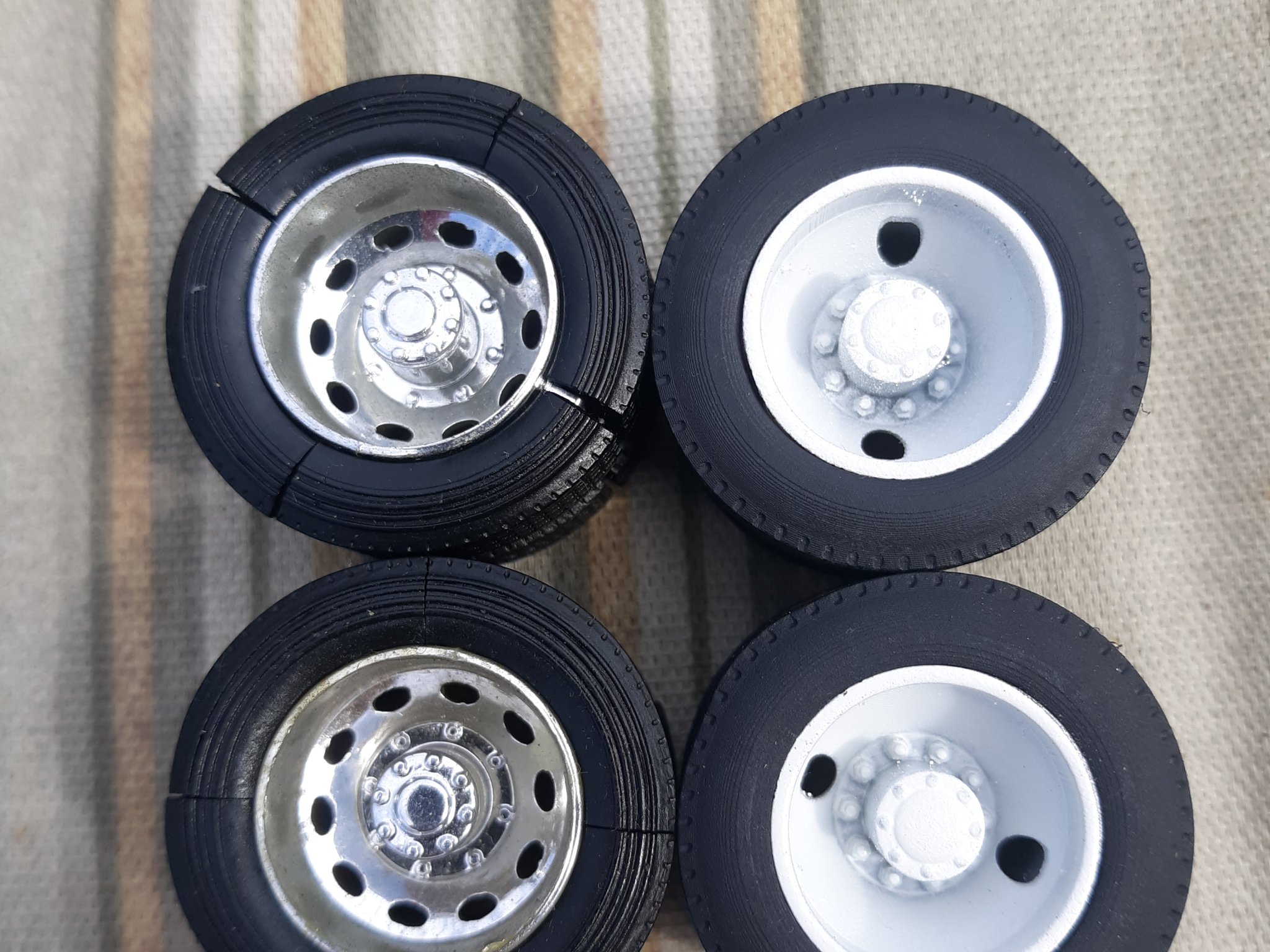 Phụ tùng sửa chữa và nâng cấp cho Aristocraft RoadRailer