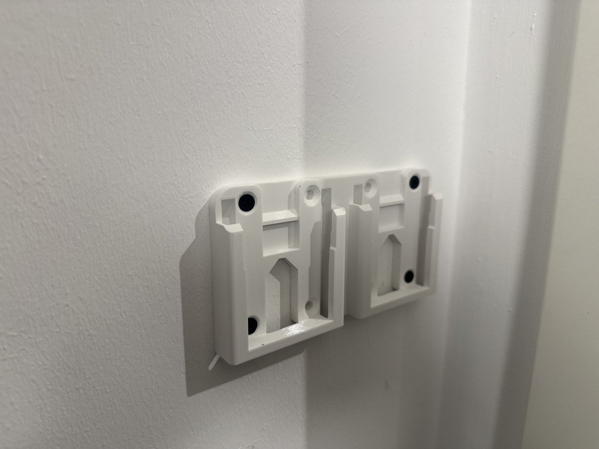 Giá đỡ pin Bosch 18V - Nhiều pin