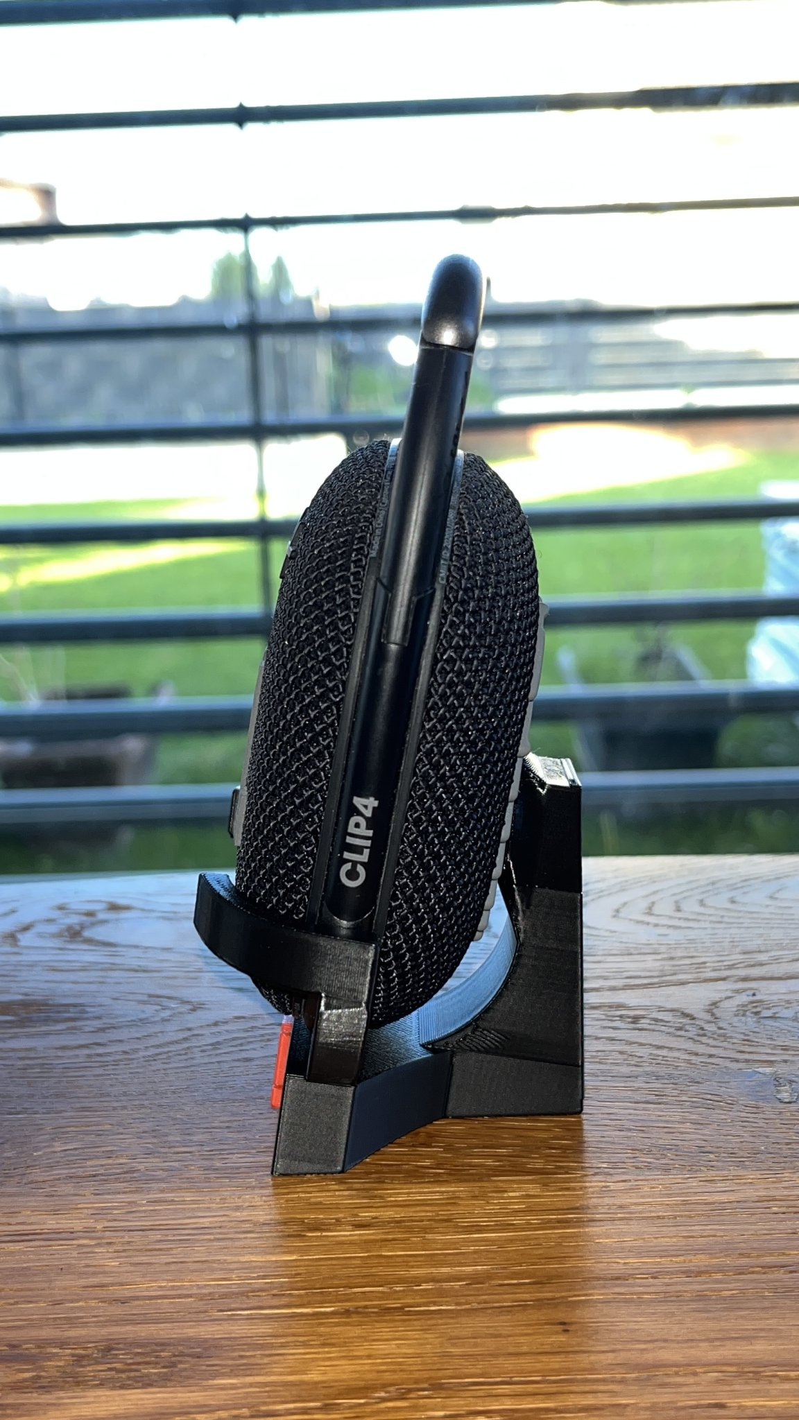 Chân đế JBL Clip 4