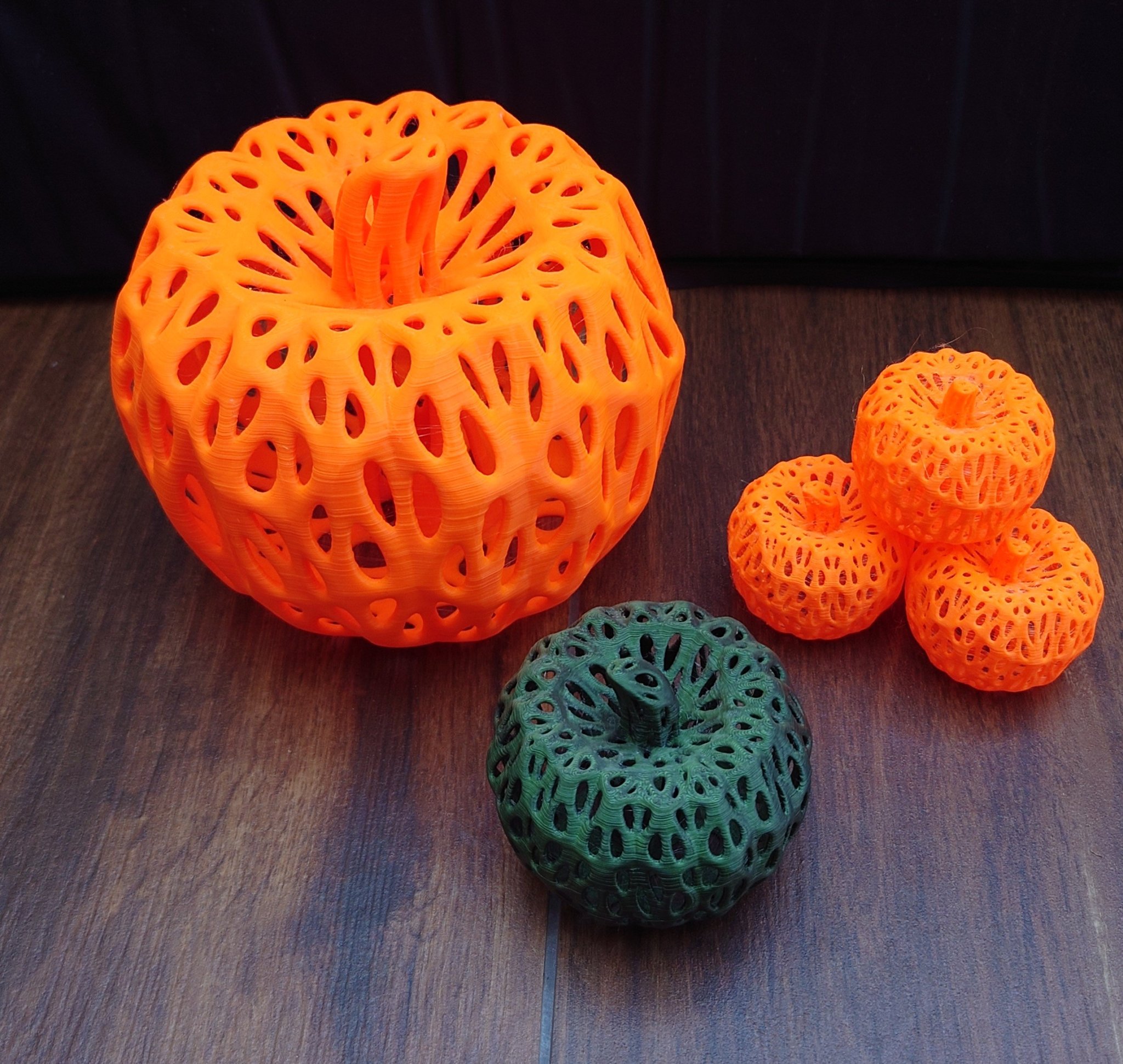 Trang trí bí ngô ma quái cho Halloween