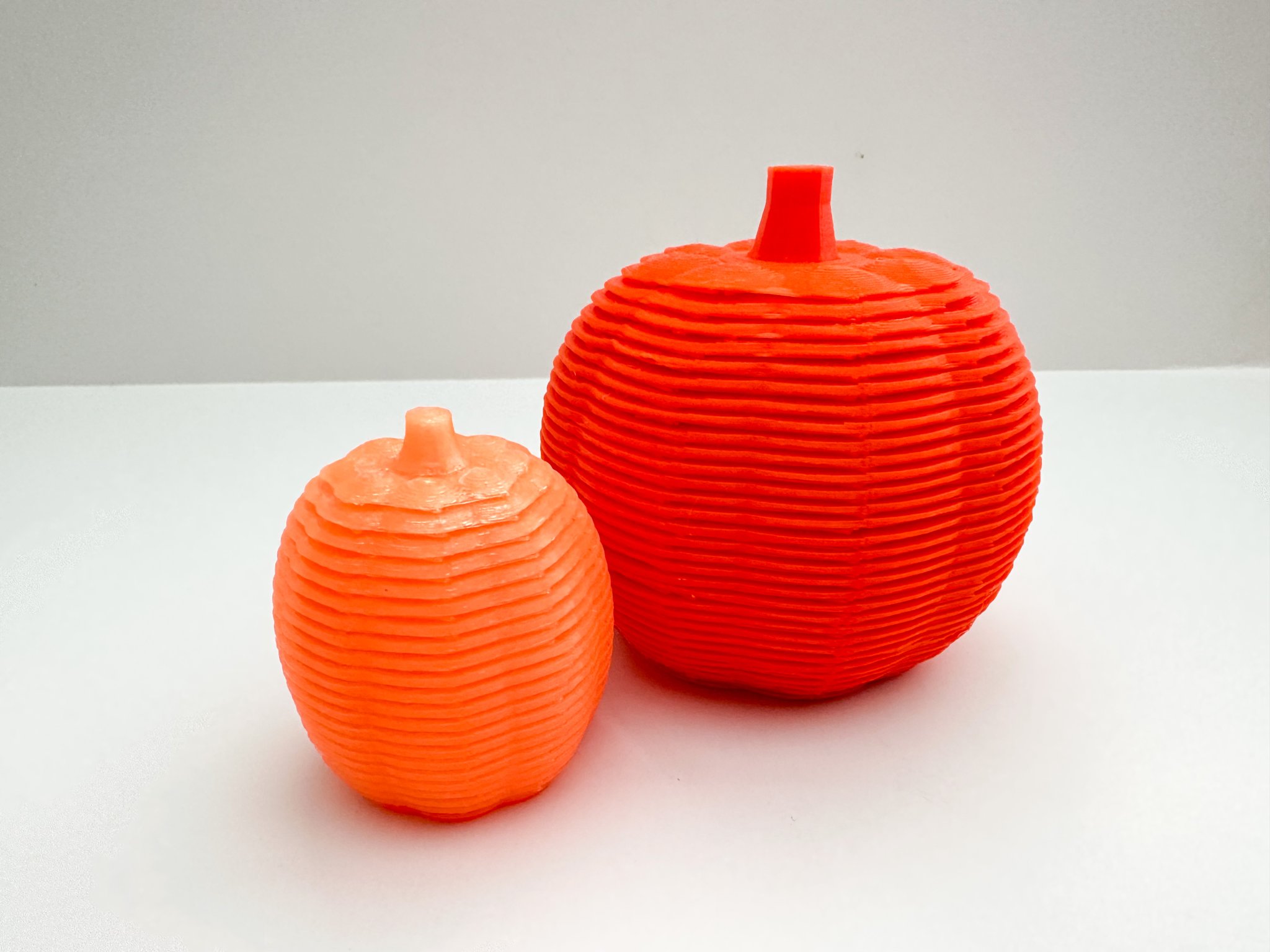 Bộ đôi bí ngô đàn hồi và co giãn kích thước lớn nhỏ