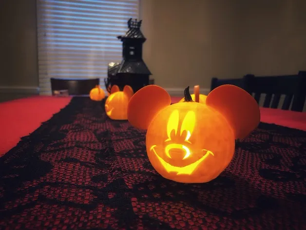 Đèn bí ngô Mickey Mouse trang trí Halloween